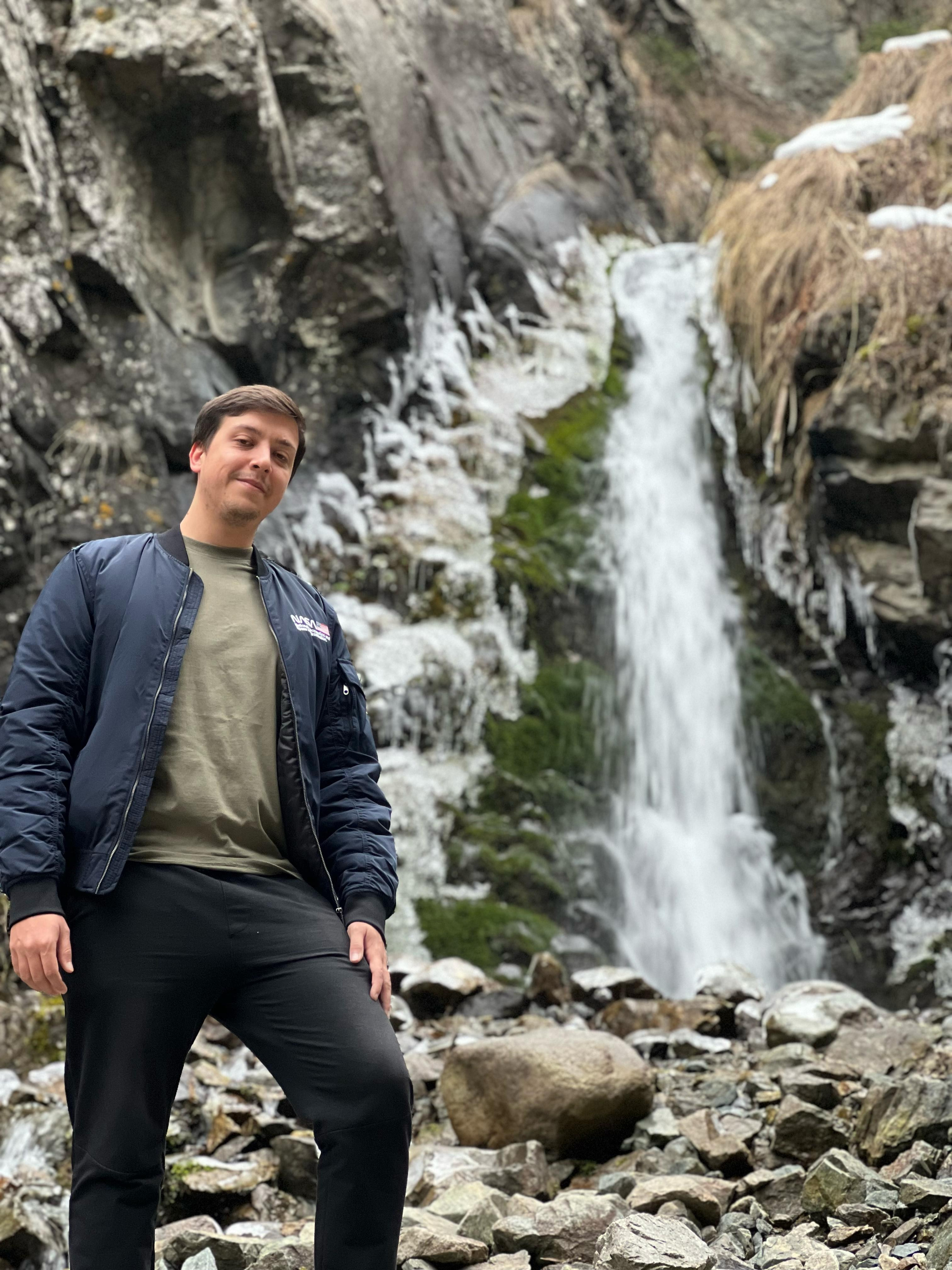 Водопад Аюсай рядом с Алматы, Казахстан. Где находится, как доехать, фото и видео зимой и летом