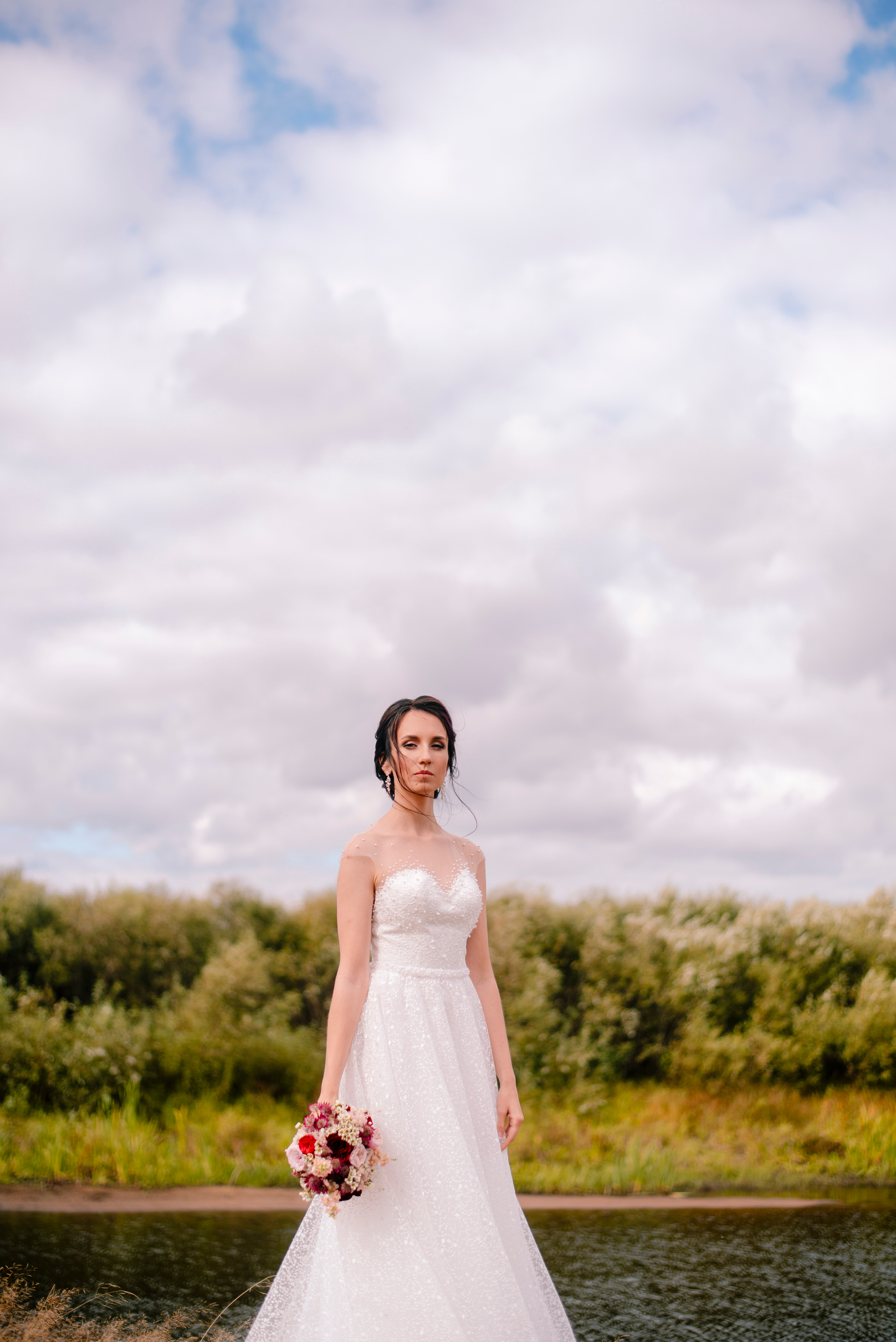 свадьба в ягодном цвете, в розовом цвете, свадьба летом на природе