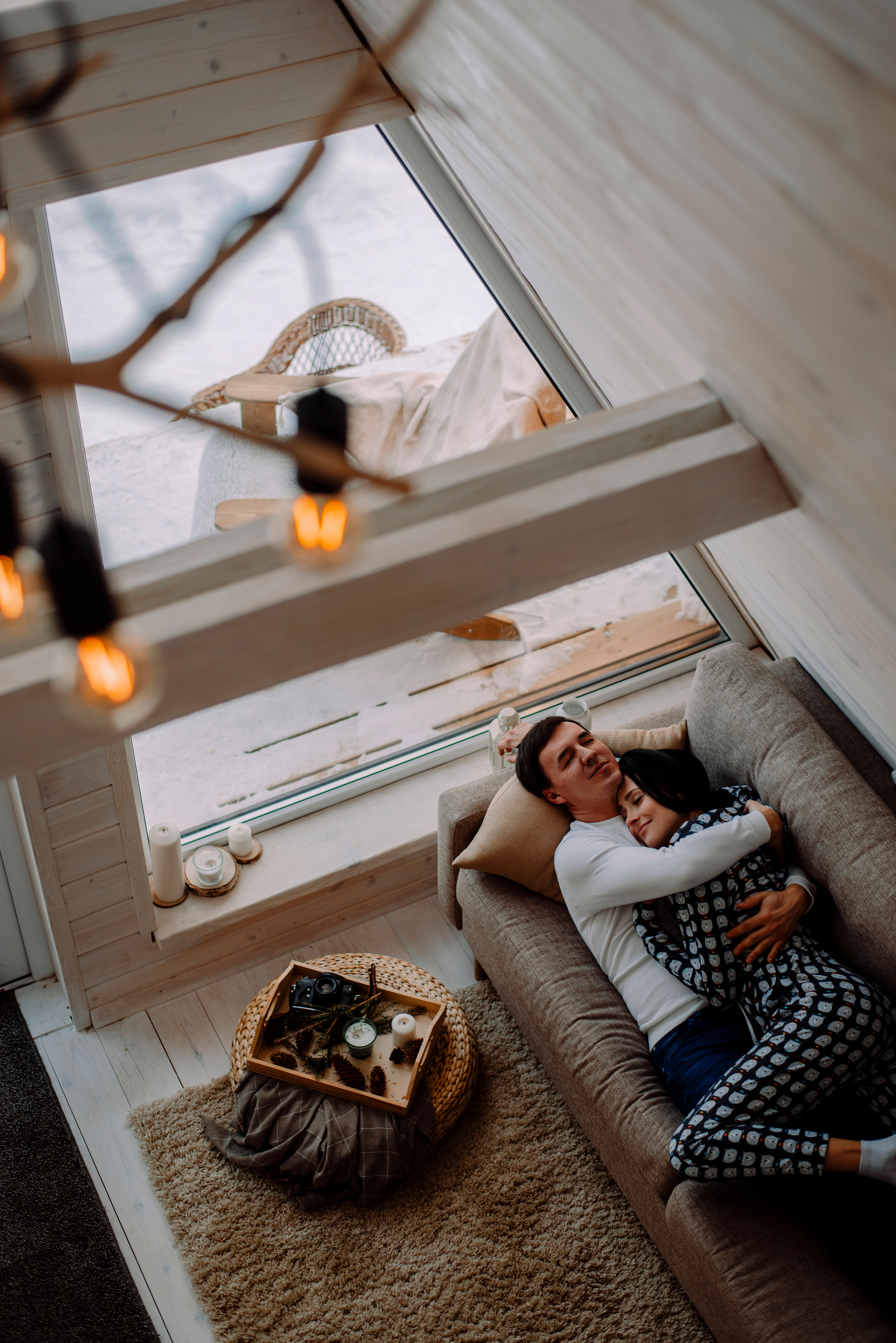 фотосессия в домике в лесу, love-story