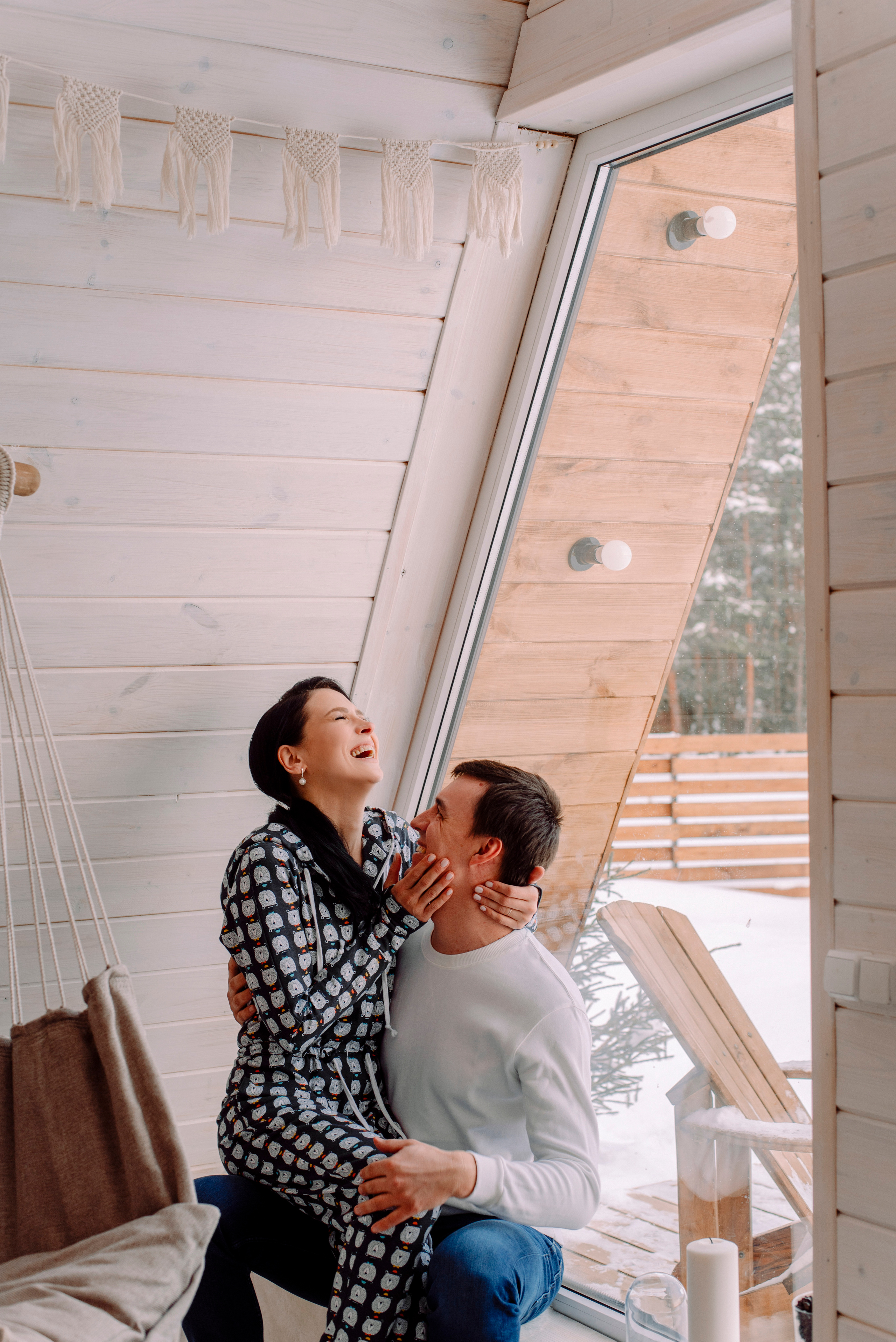 фотосессия в домике в лесу, love-story