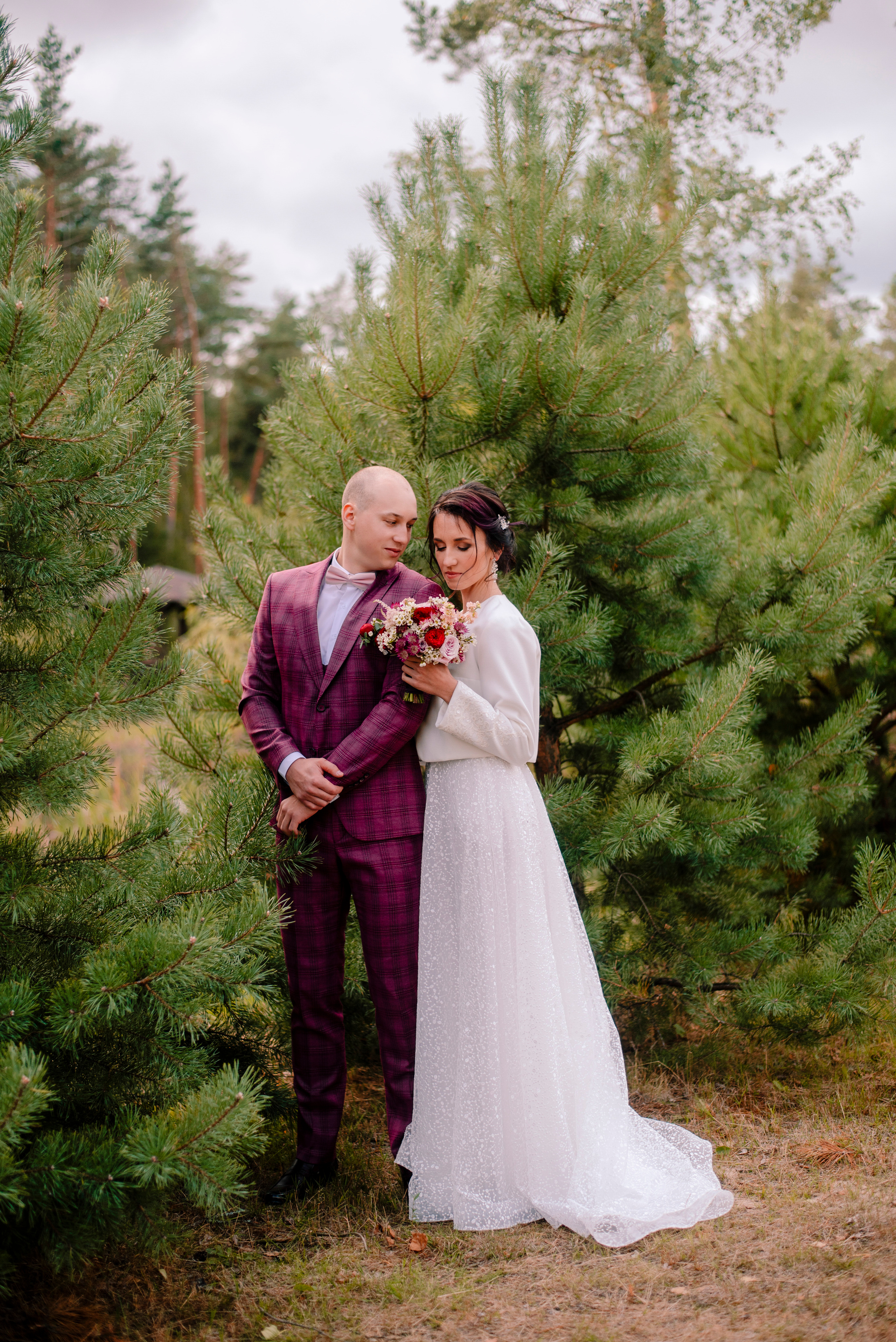 свадьба в ягодном цвете, в розовом цвете, свадьба летом на природе