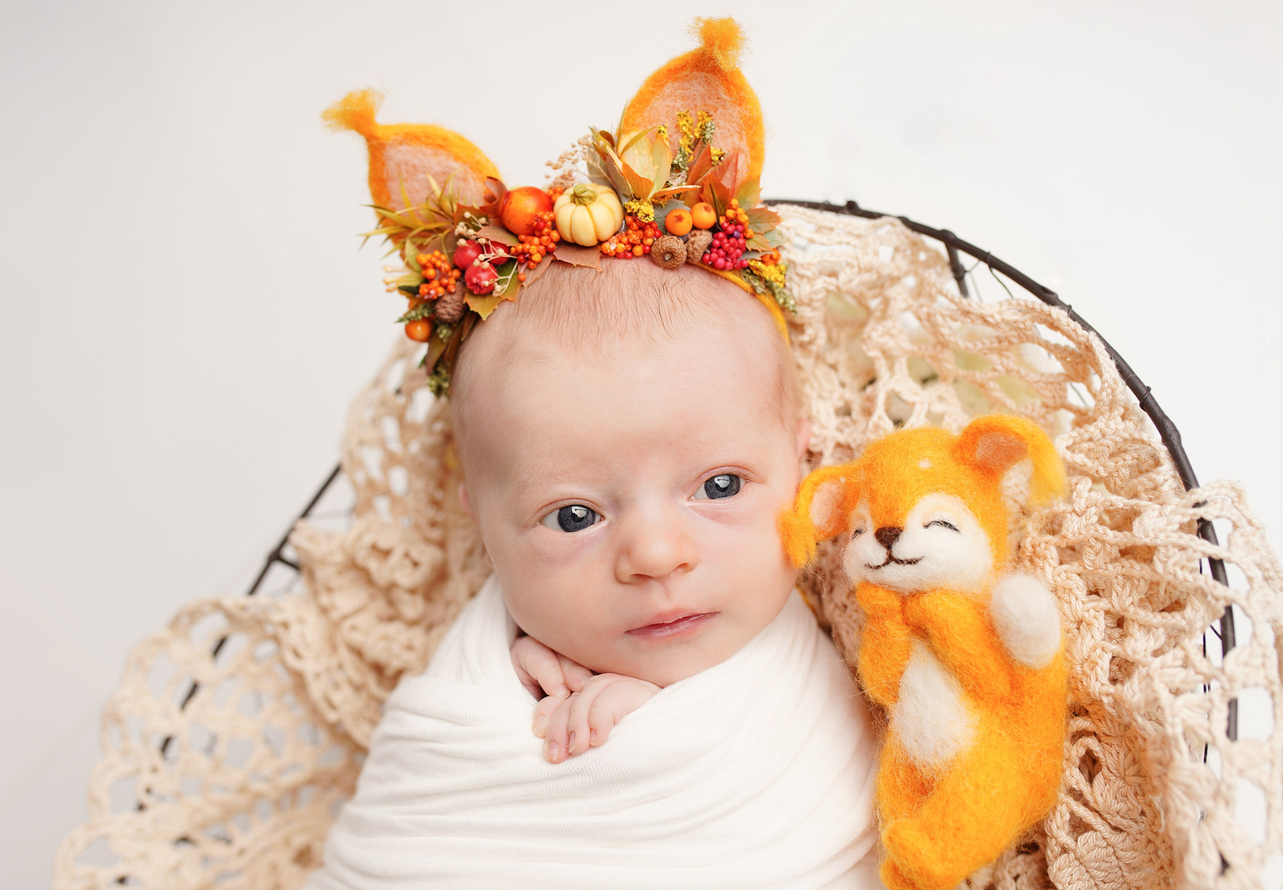 Кокон. Детский фотограф и фотограф новорожденных в Калининград Оксана Иваний