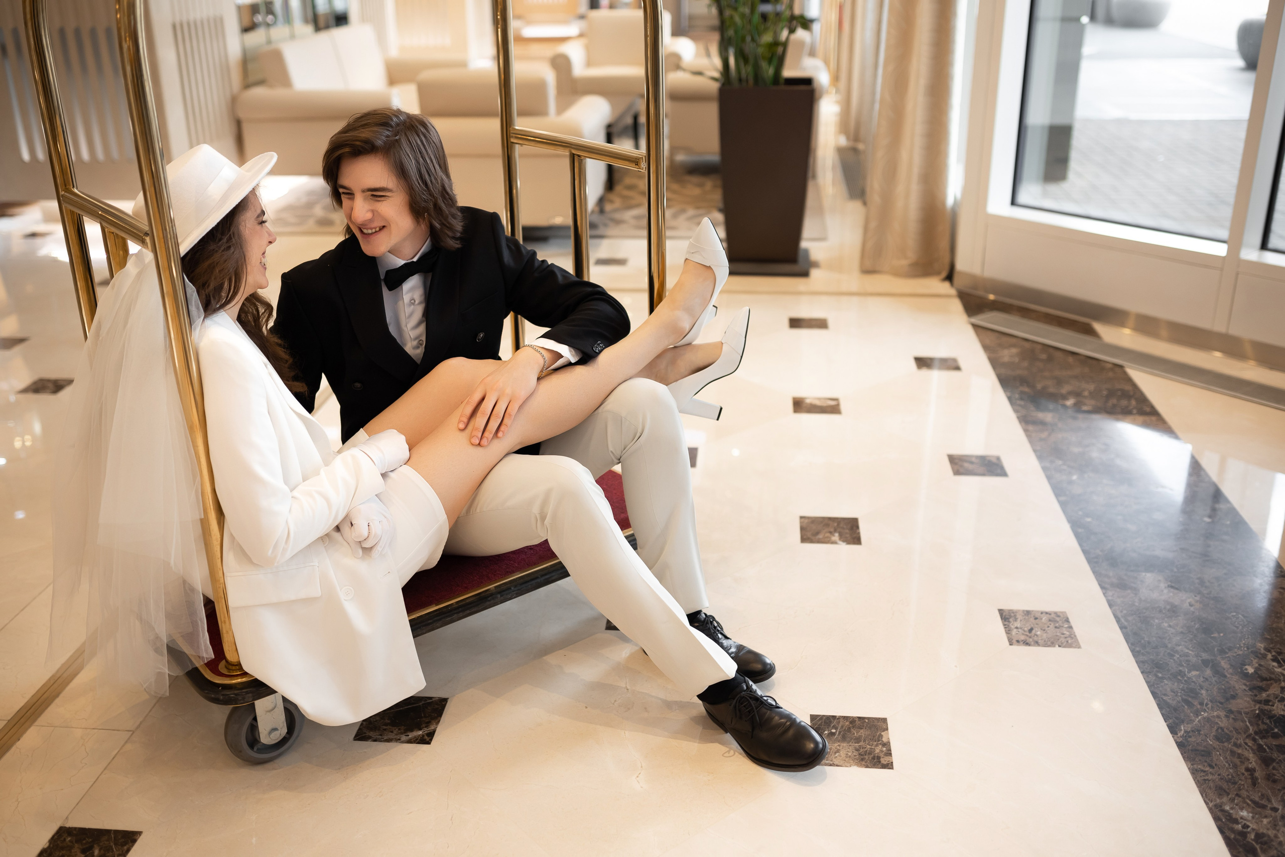 Стефания и Андрей. Утро жениха и невесты и съемка в отеле. Свадебный фотограф Татьяна Фот