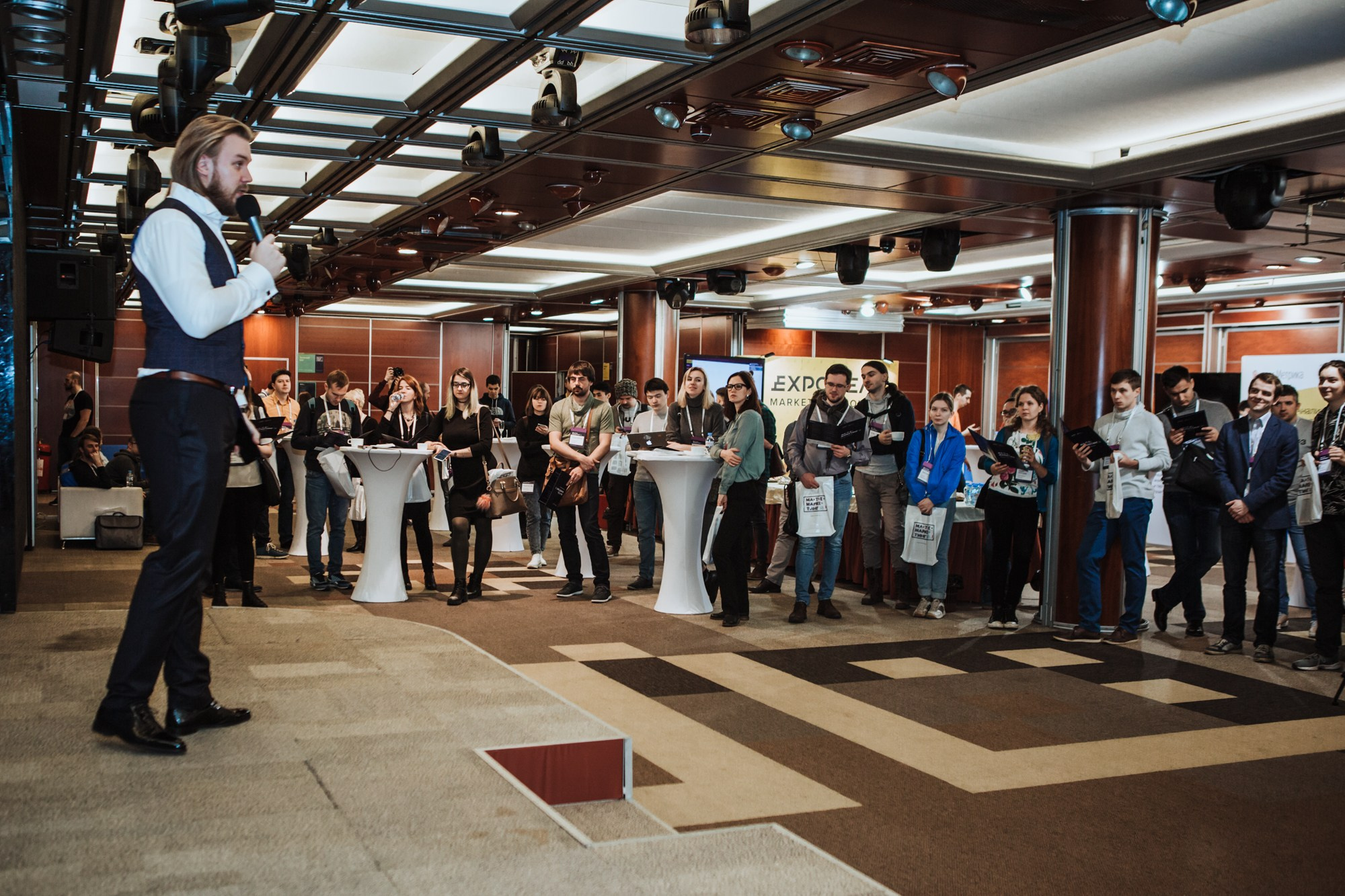 Матемаркетинг — 7 ноября 2018. Фотобанк Матемаркетинг