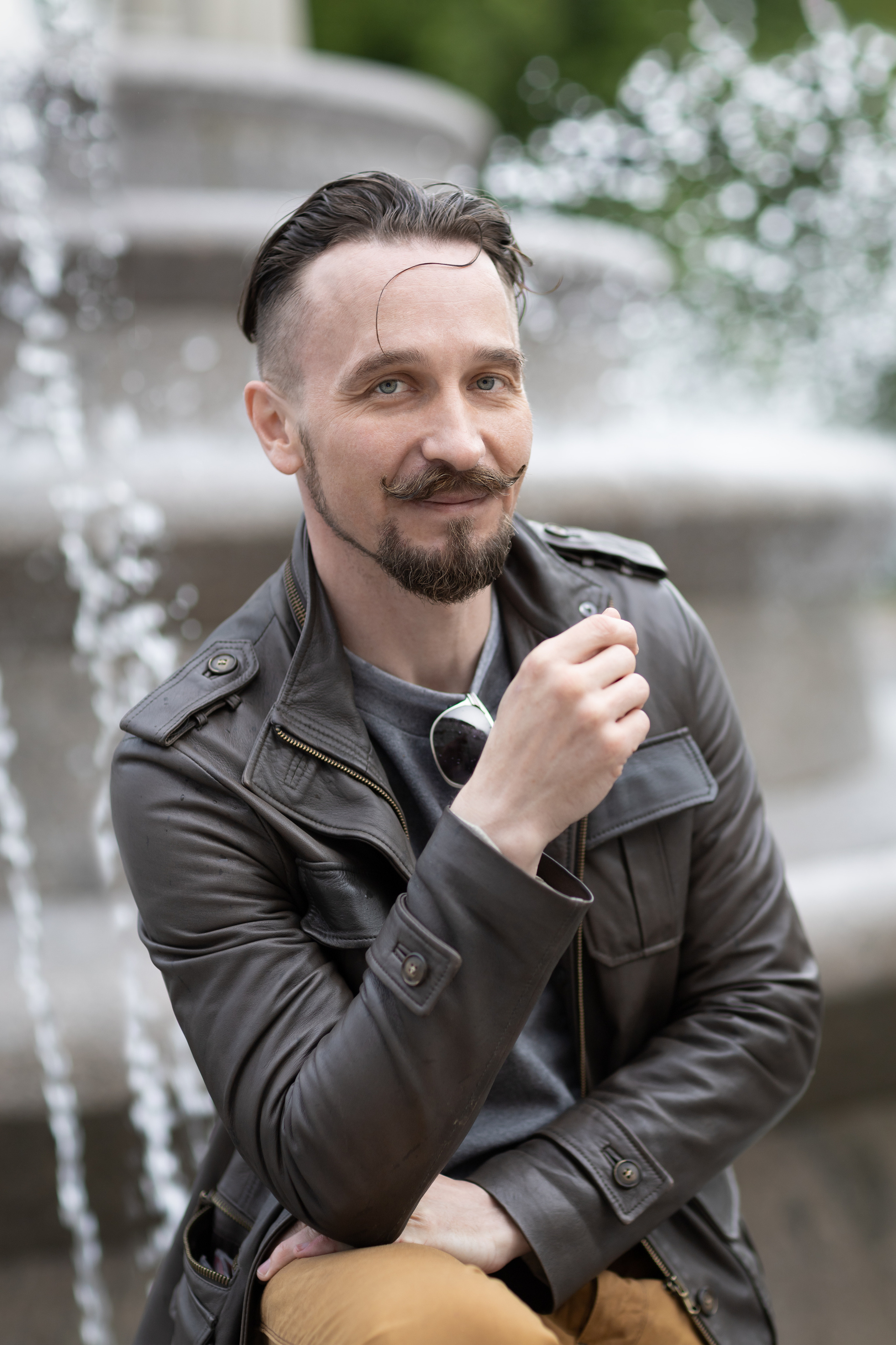 Фотосессия Москва. Мужской портрет. Фотограф Катарина Крук. Мужская фотография. Лучший фотограф Москвы. Москва. Мужская фотосессия. Лучший мужской фотограф. Фотограф девушка.  Фотосессия для сайта знакомств. Контент для соцсетей.