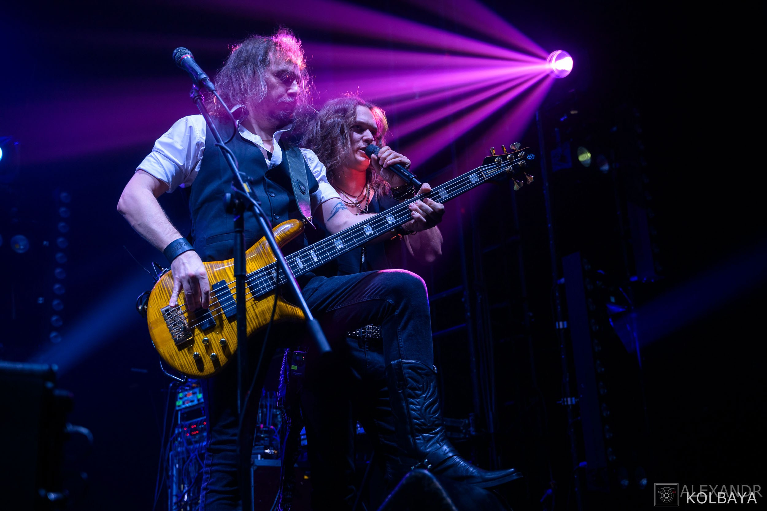 Эпидемии 29 лет — концерт в день рождения. Концертный и театральный репортажный фотограф в Москве Александр Колбая