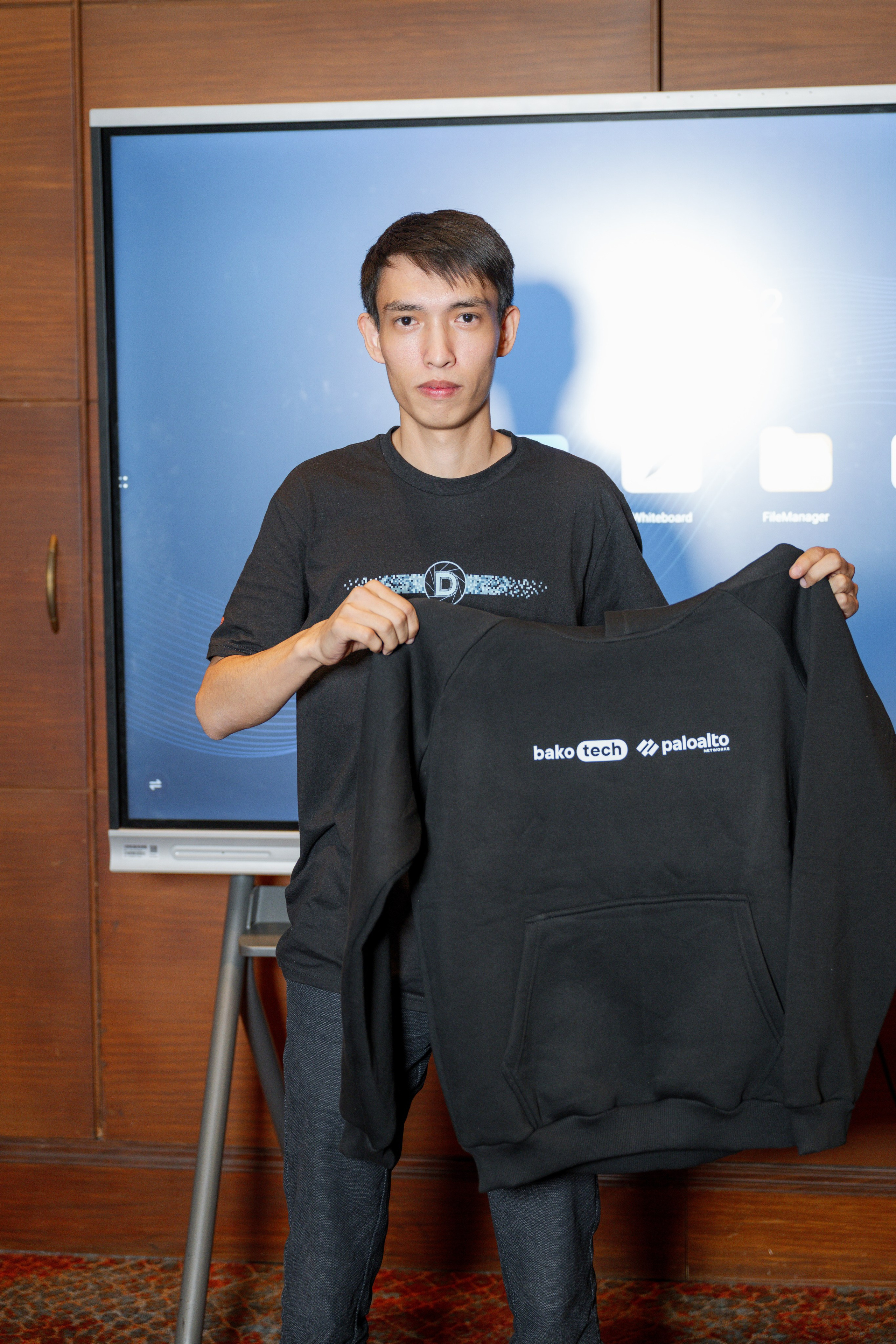 BakoTech&PaloAlto. Фотограф в Алматы — Алексей Коньков | Репортаж, свадьбы, портреты