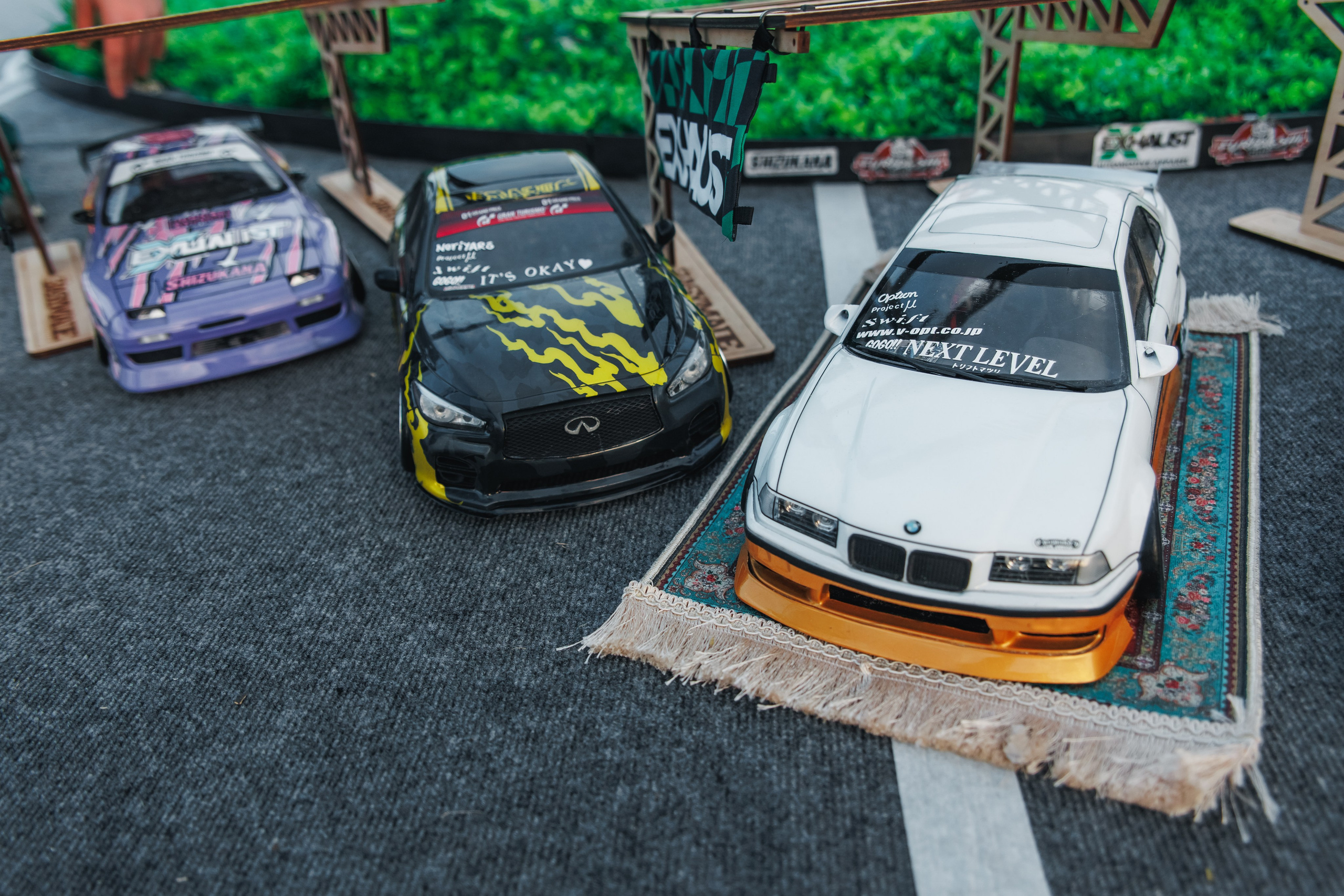 Выставка и дрифт машин. Репортажный фотограф. Москва. Алина Ланская