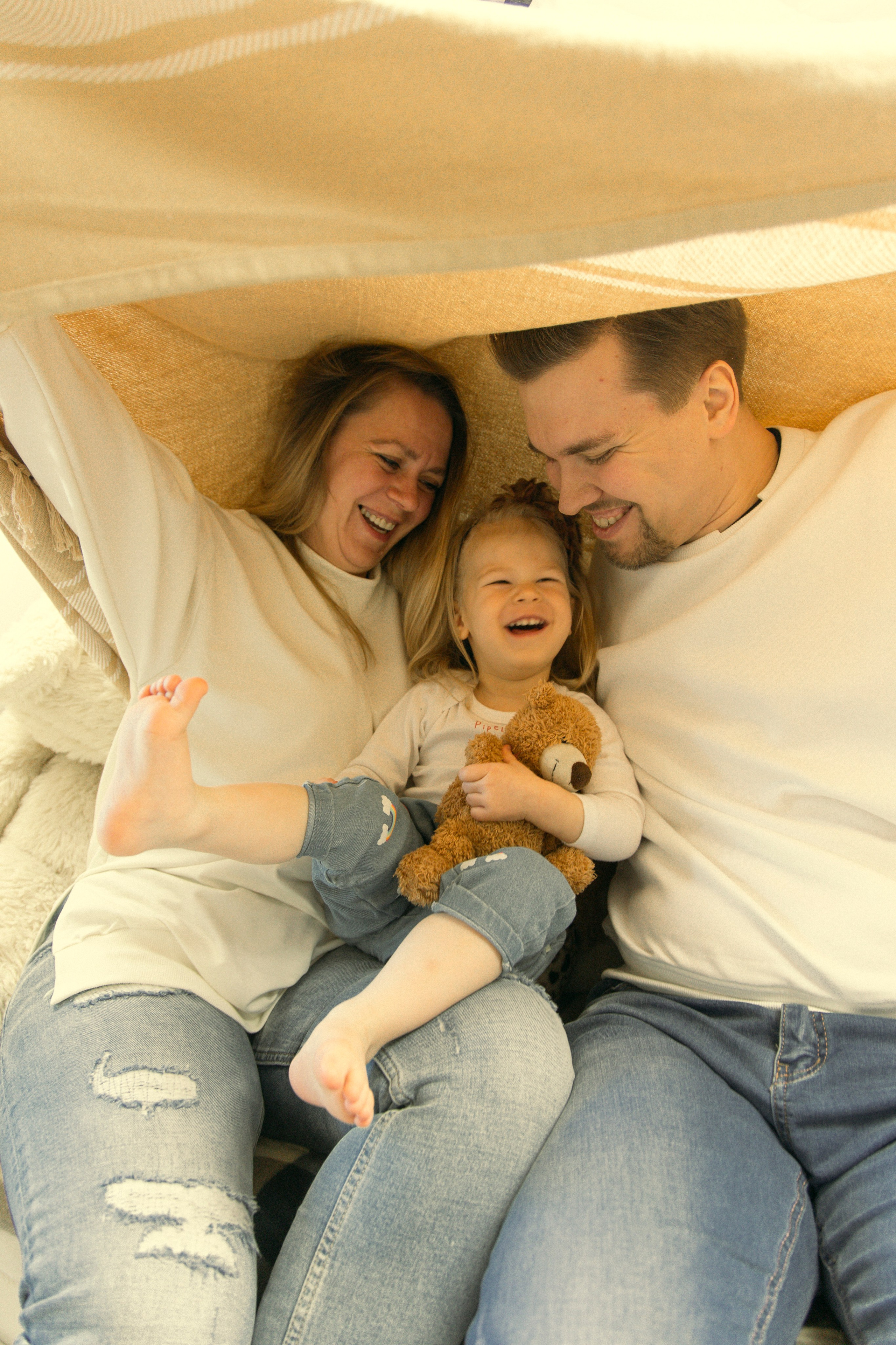 Марина Саша Вика. Фотосъёмка в квартире фотографа. Фотограф для маркетплейсов, фотоуслуги в Жуковском Татьяна Марсуверских