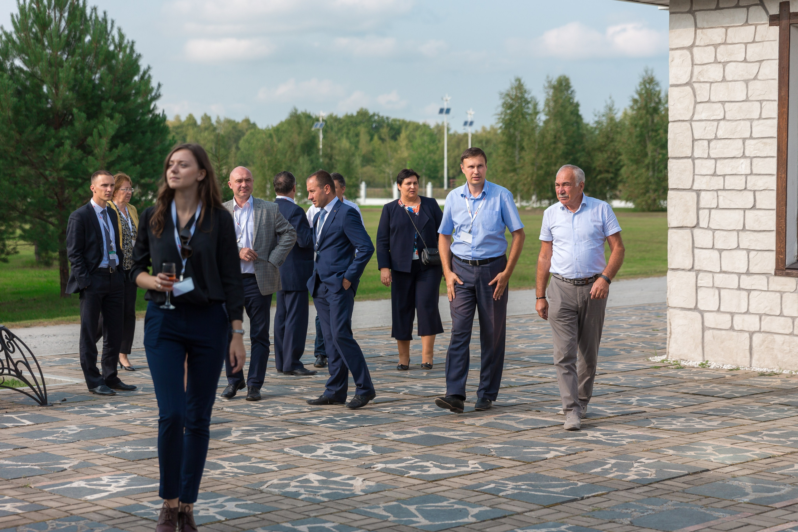 Участники на загородной площадке форума, репортажный фотограф Санкт-Петербург