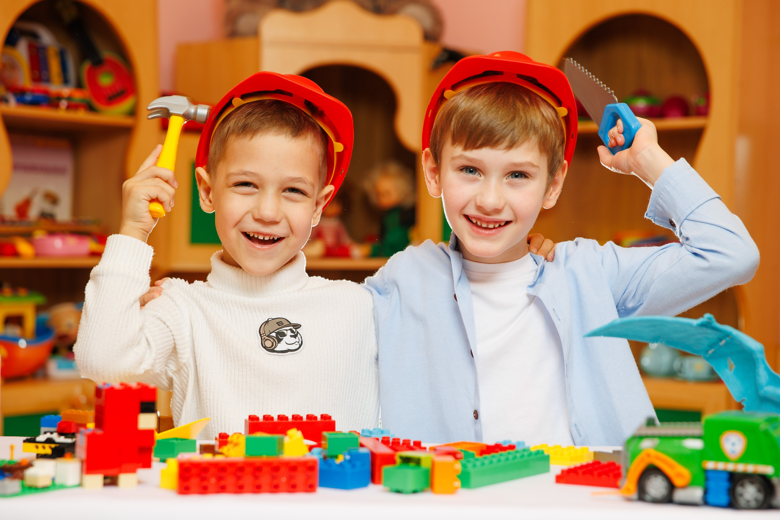 Тариф идеальный (1). Выпускные альбомы в Москве FOTOVMESTE