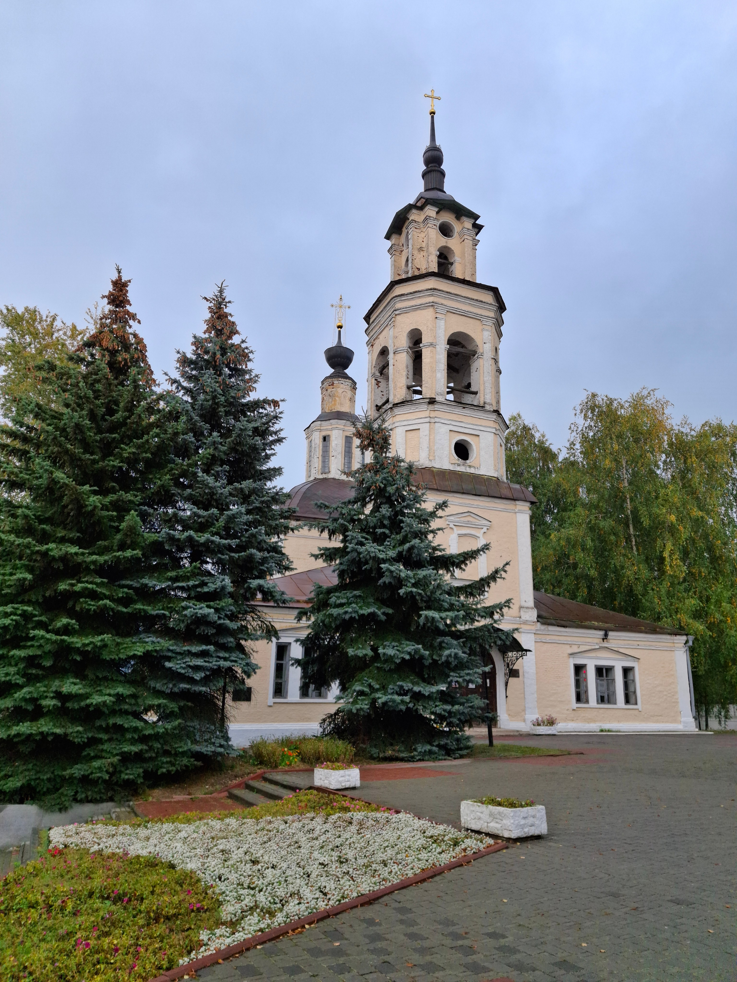 Владимир. Утро и вечер 20 сентября 2025. Игорь Жучков. Россия увиденная глазами путешествующего фотографа