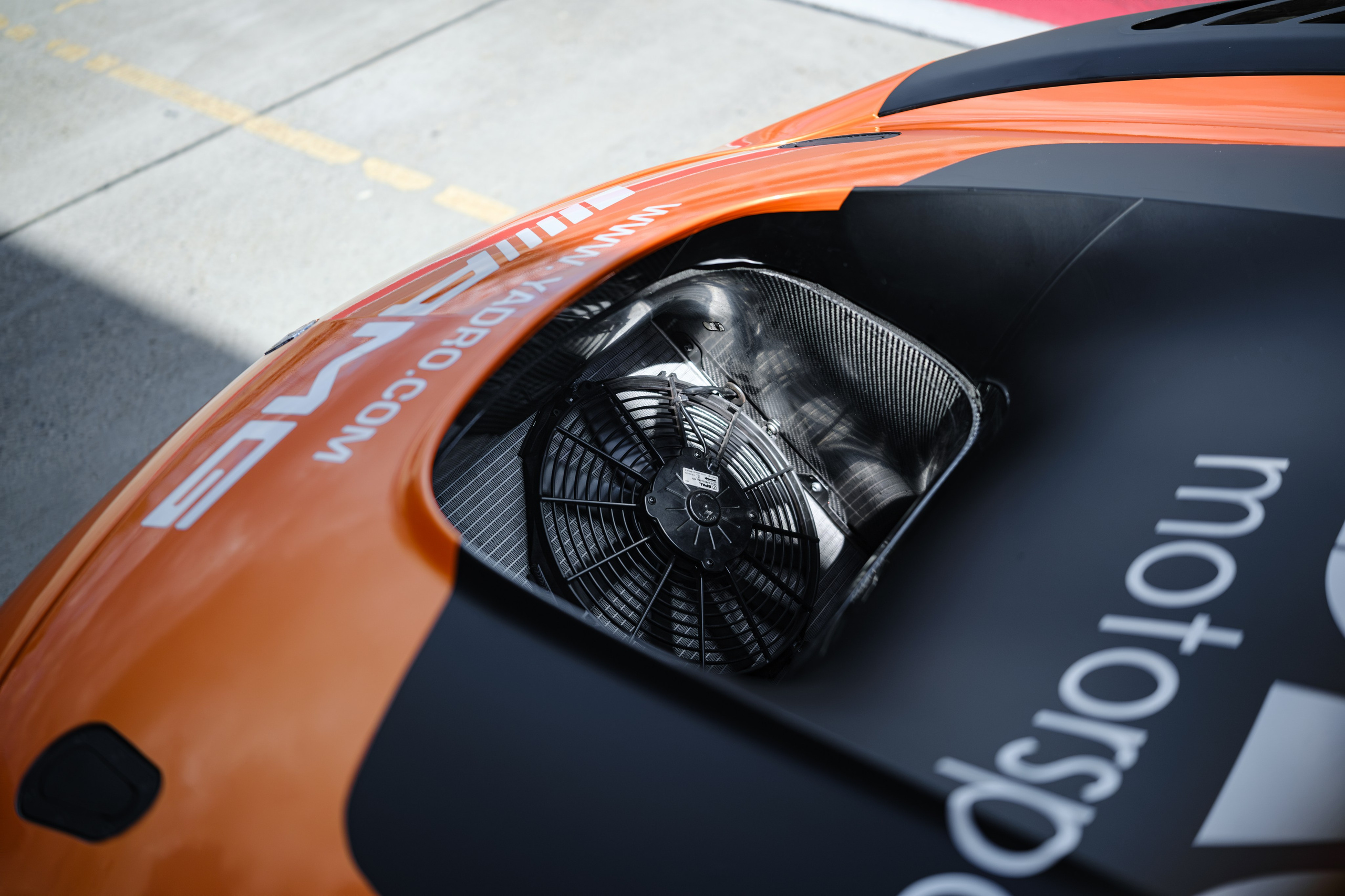 Российская серия гонок на выносливость. Авто и мотоспорт — фотограф Антон Медведев iCoguar