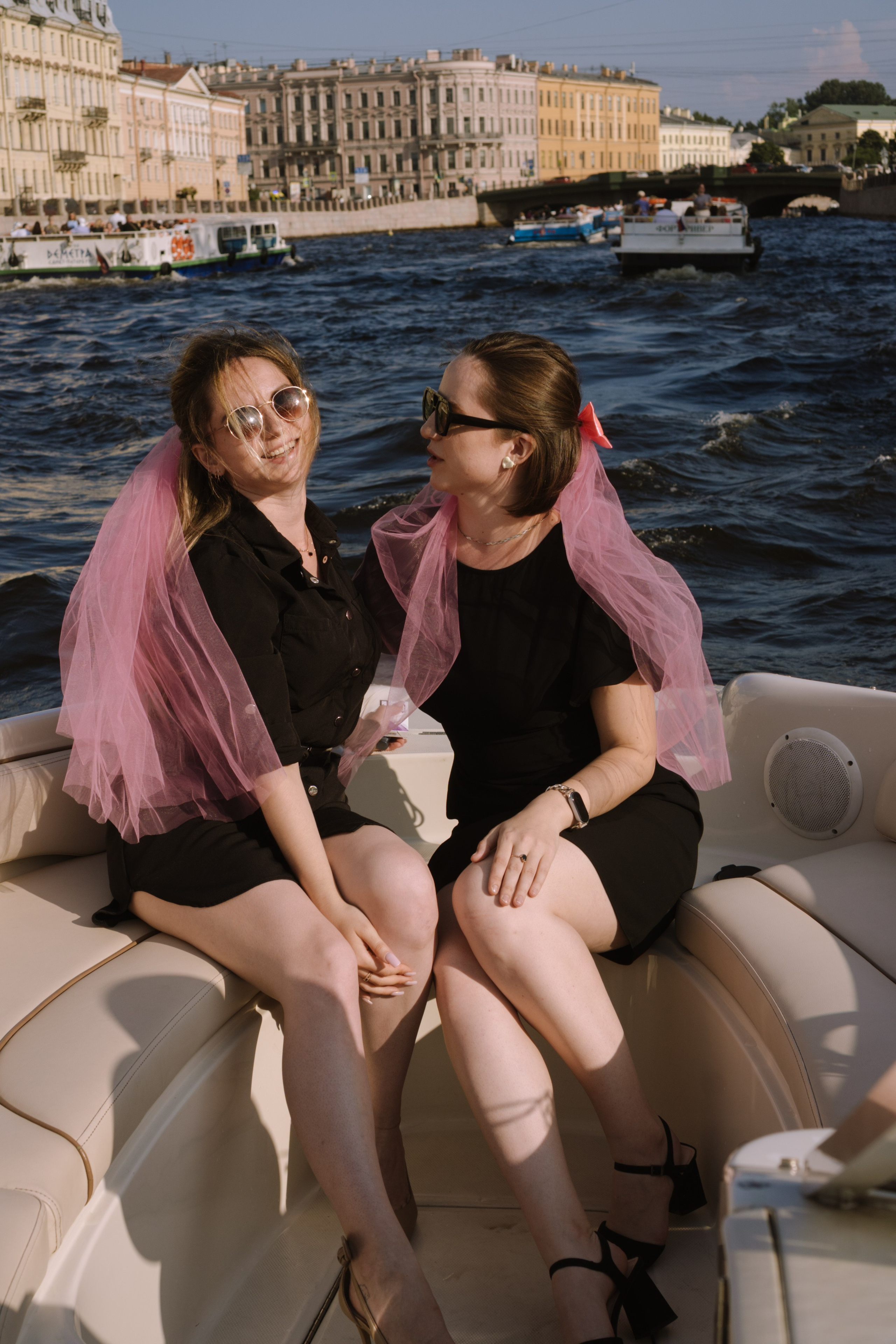 ДЕВИЧНИК НА КАТЕРЕ. Профессиональный фотограф, Санкт-Петербург — Виктория Богомолова
