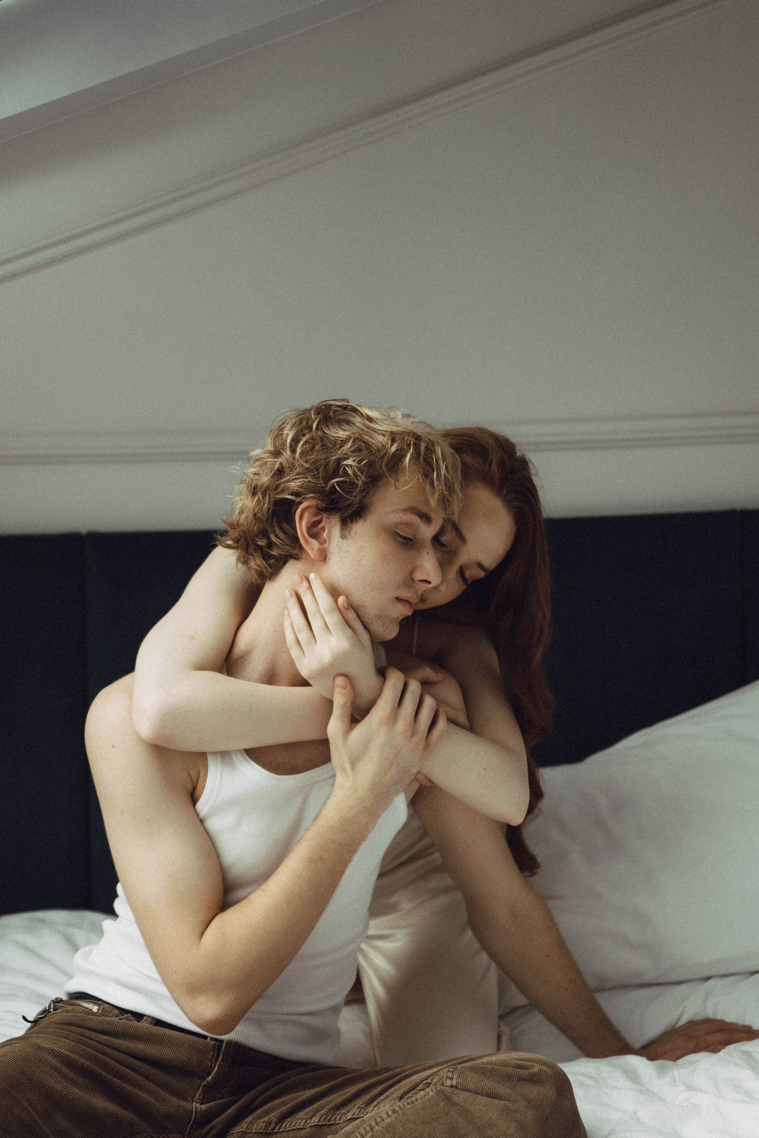 СВАДЕБНАЯ СЬЕМКА В ОТЕЛЕ. СБОРЫ ЖЕНИХА И НЕВЕСТЫ И ТАКЖЕ ТОР И ПОДГОТОВКА К ПРОГУЛКЕ. Профессиональный фотограф, Санкт-Петербург — Виктория Богомолова