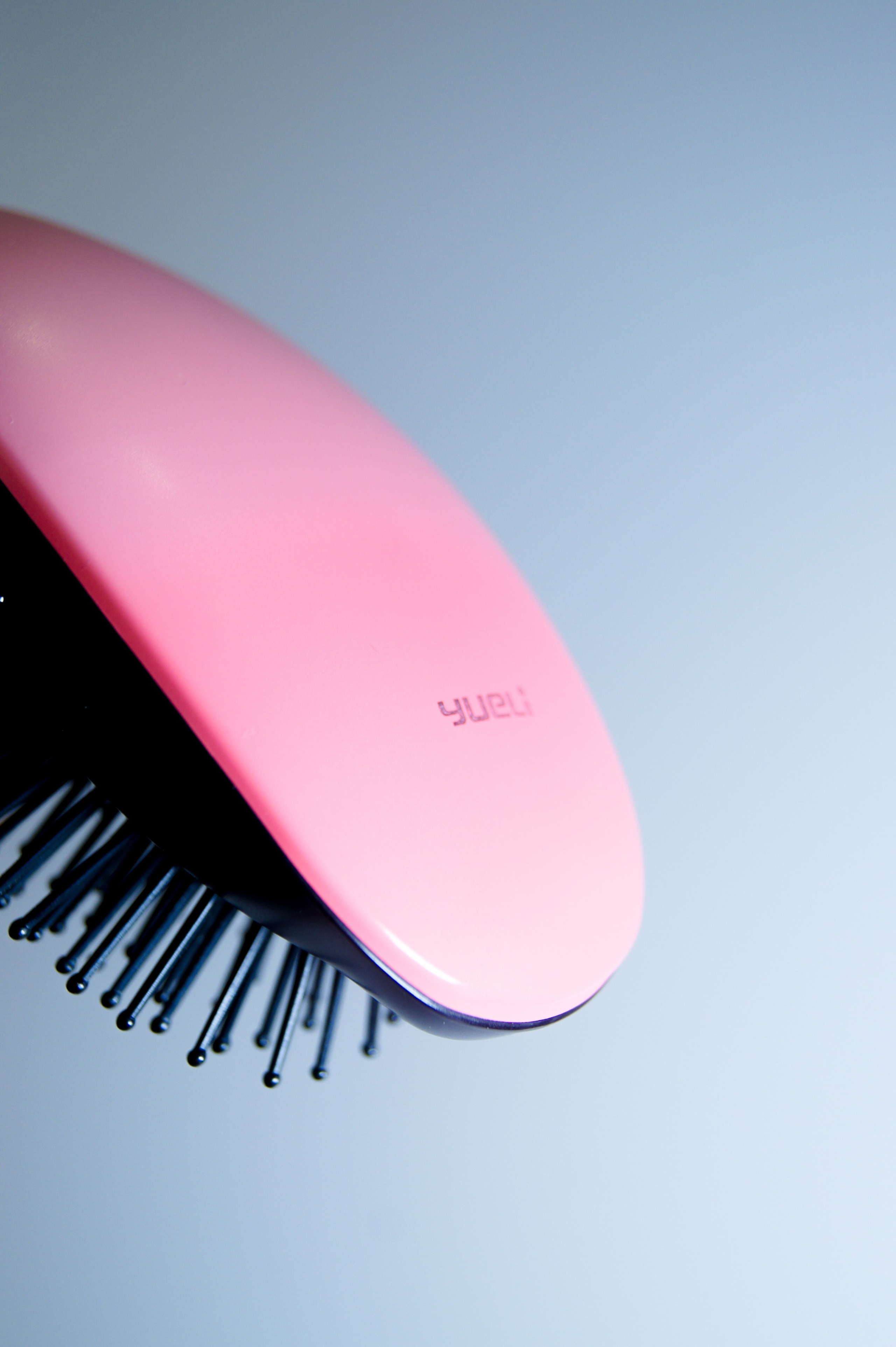 Предметная фотография расчески Xiaomi Yueli. Любовь Каширская — фотограф для малого бизнеса и специалистов