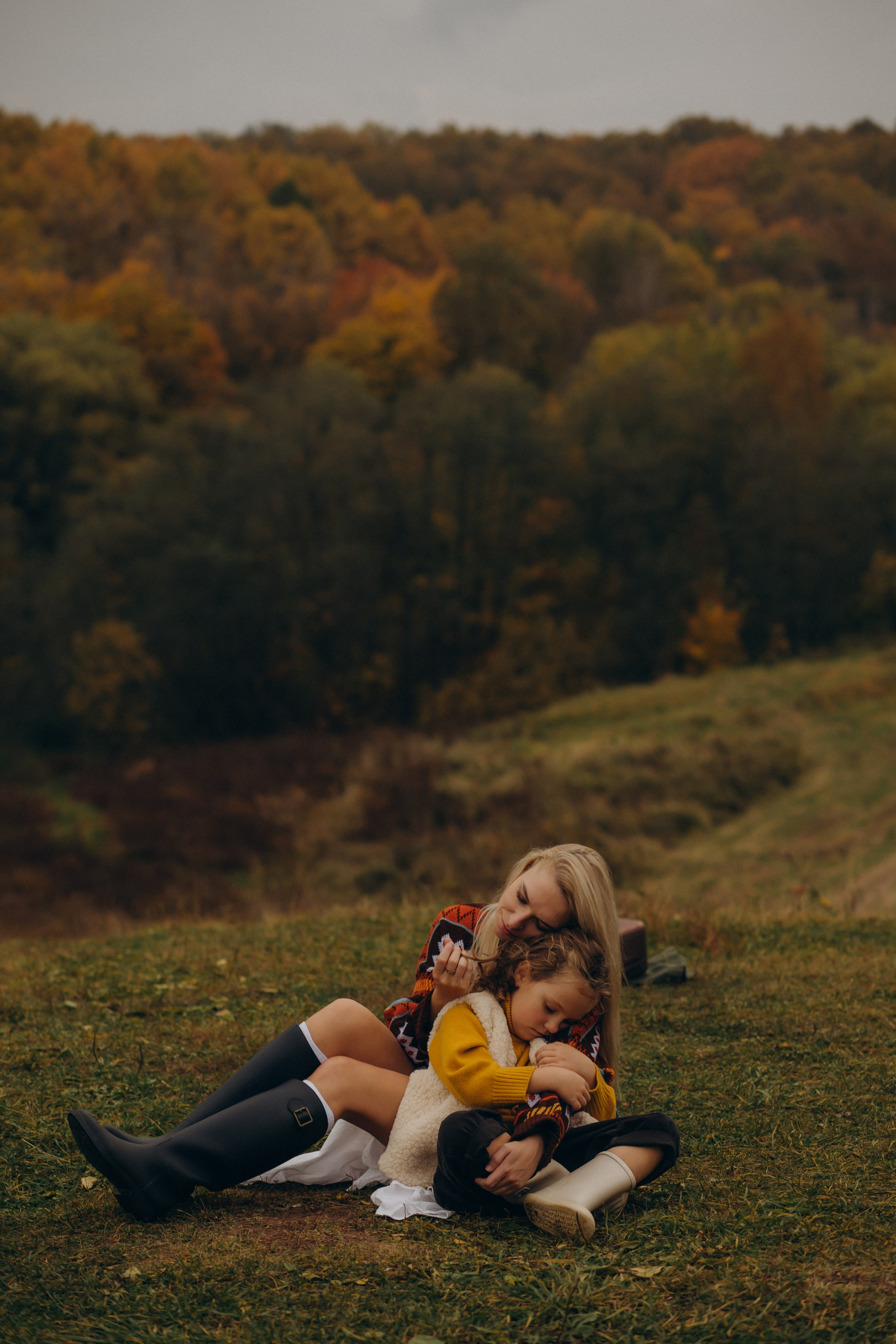 Мама и дочка в оврагах. Ваш фотограф АНАстасия Земскова