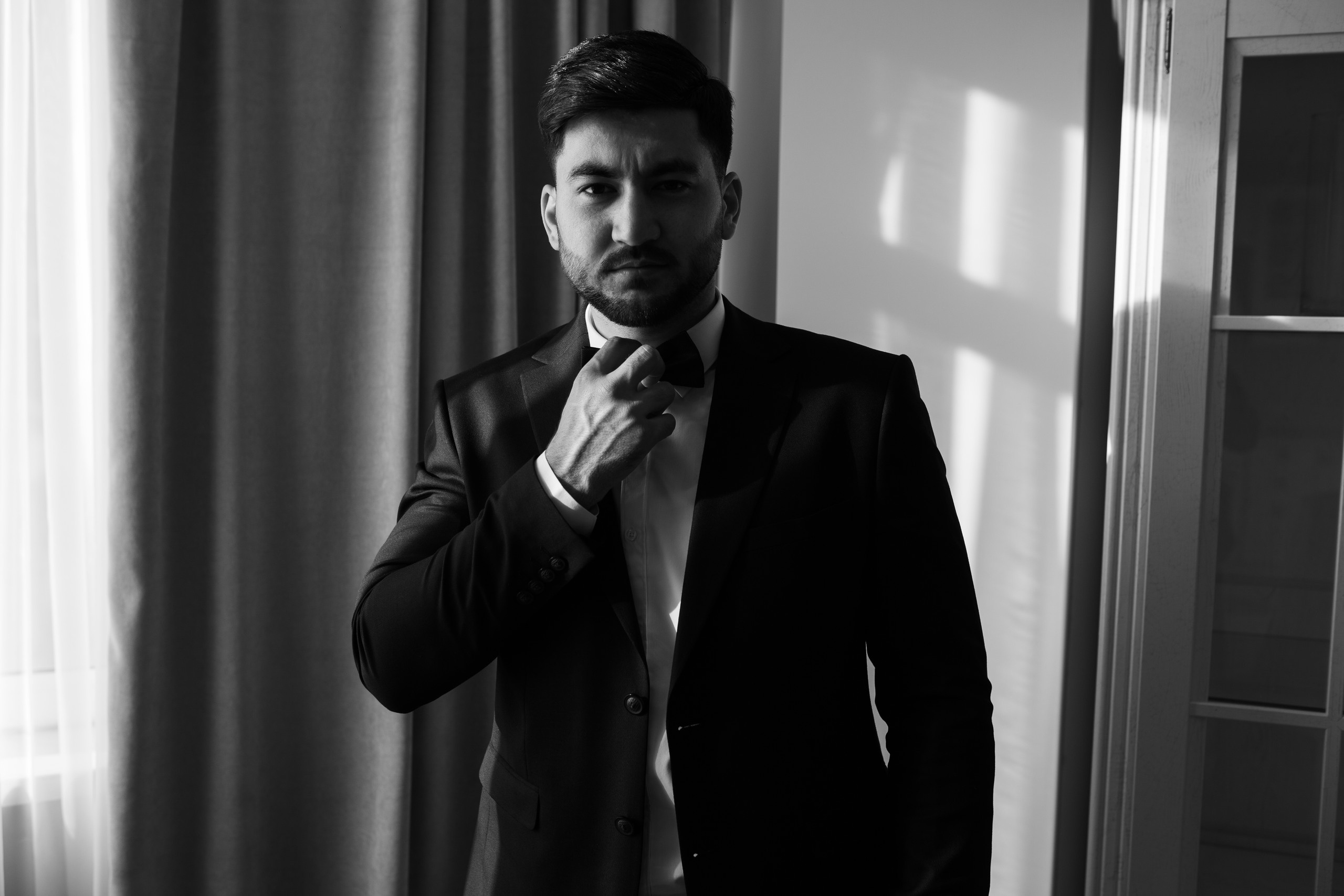 Свадебный фотограф в Алматы. Фотограф Сиражев Карымсак. Фотосессия, бизнес портреты