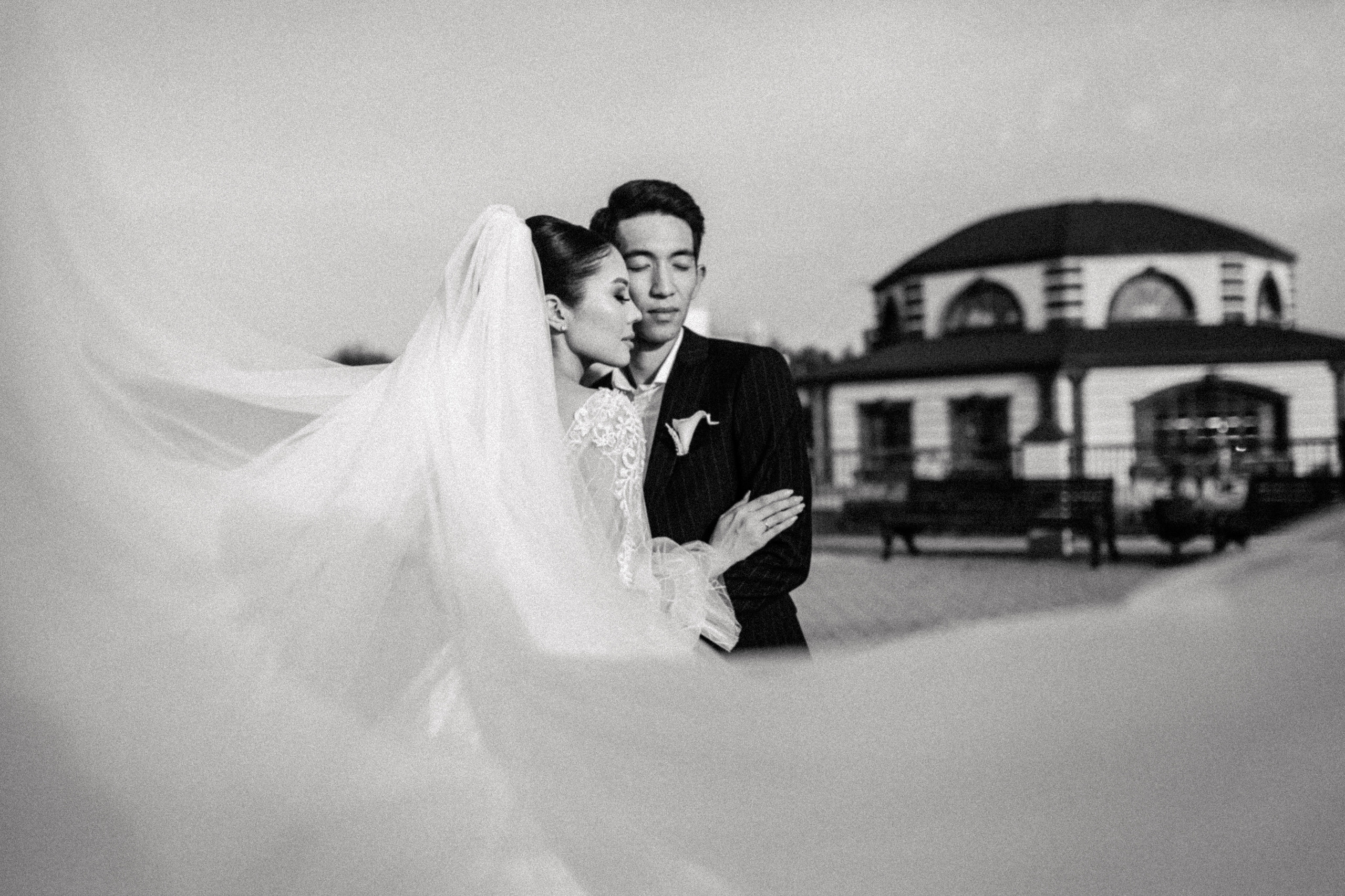 Свадебный фотограф в Алматы. Фотограф Сиражев Карымсак. Фотосессия, бизнес портреты