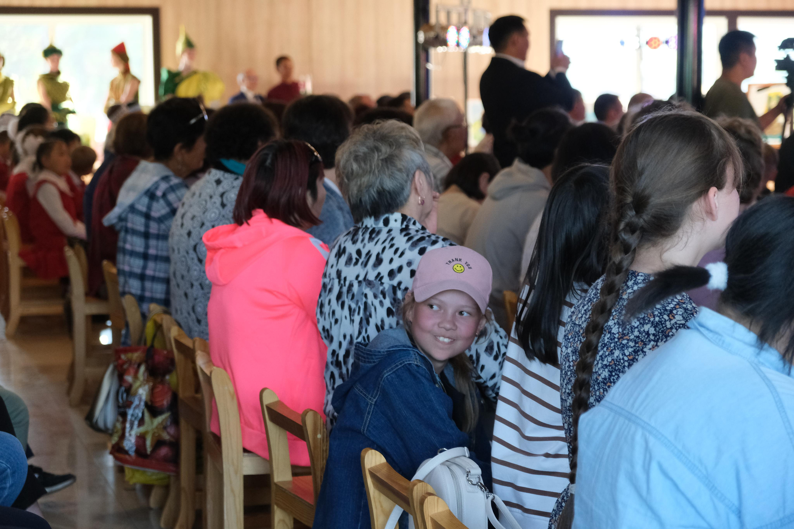 Академический концерт «МЫ ДЕТИ ТВОИ — РОССИЯ!». Сэсэг — дочь степи | семейный фотограф