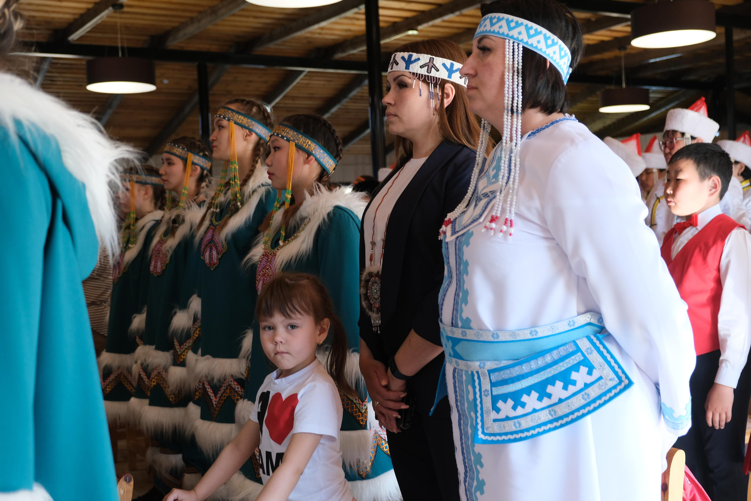 Академический концерт «МЫ ДЕТИ ТВОИ — РОССИЯ!». Сэсэг — дочь степи | семейный фотограф