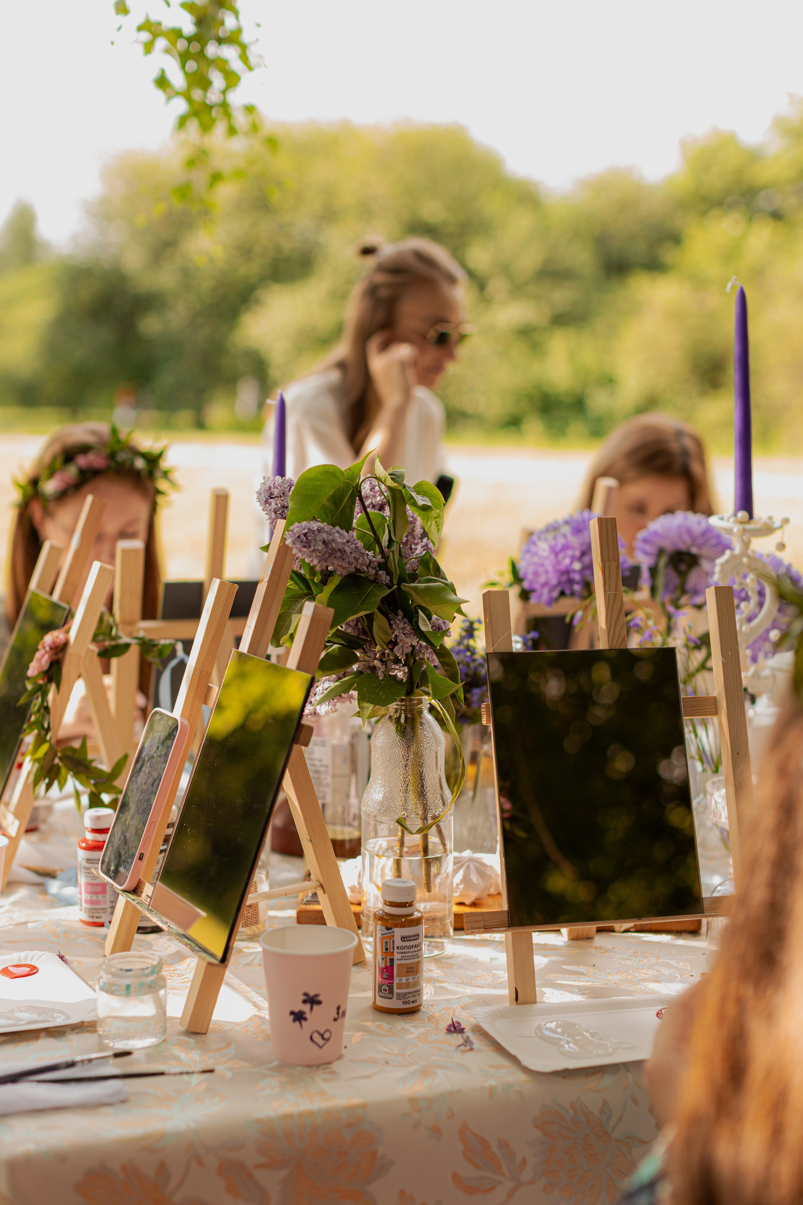Мк Сирень на зеркале (девичник в парке). Анастасия Ракчеева Художник