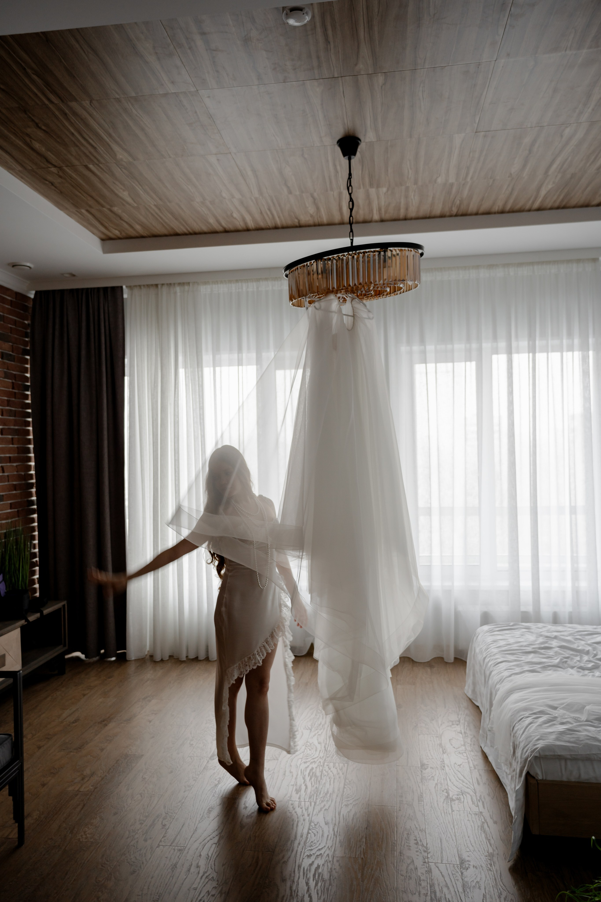 СВАДЕБНАЯ СЬЕМКА СБОРОВ В ОТЕЛЕ И ВЫЕЗД НА ЦЕРЕМОНИЮ (СНЯТО В СИБИРЕ В НИЖНЕВАРТОВСКЕ). Профессиональный фотограф, Санкт-Петербург — Виктория Богомолова