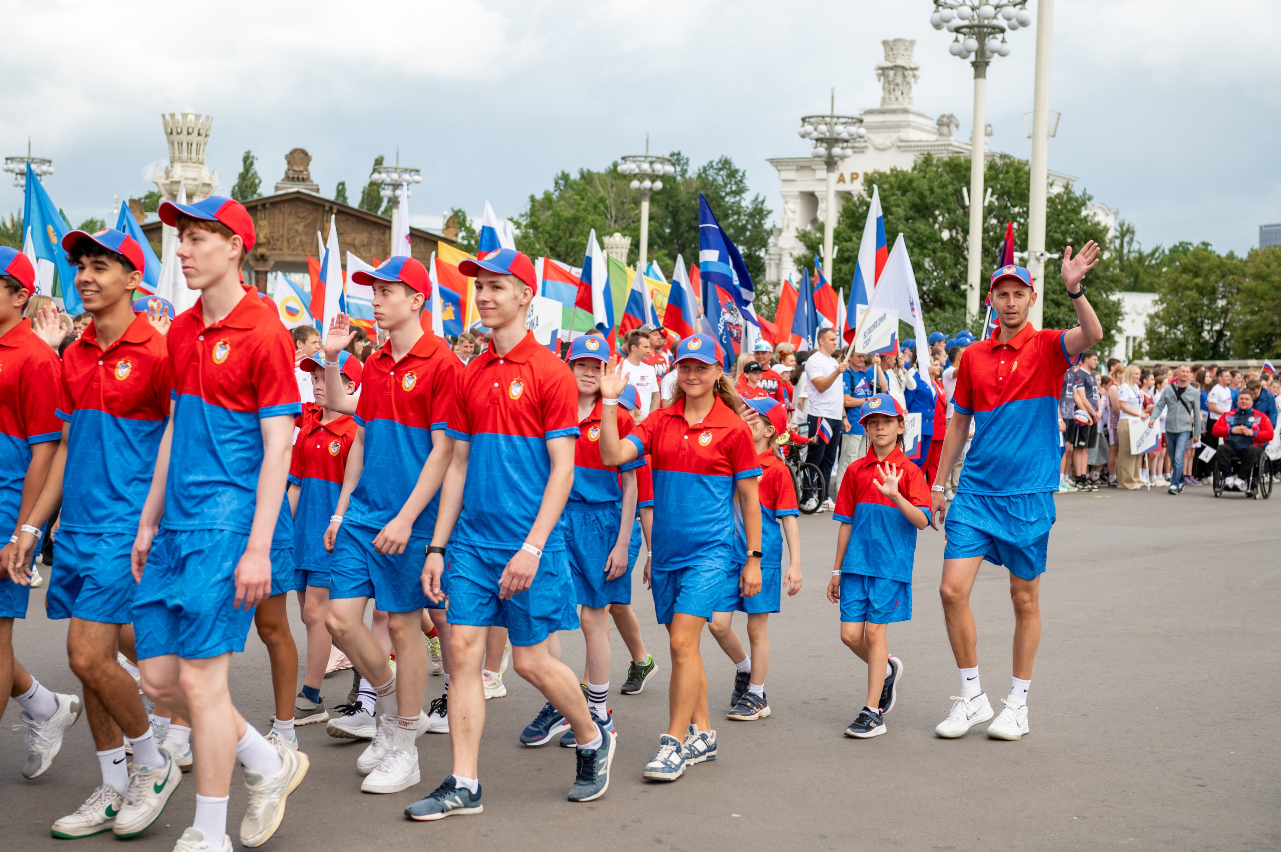 Спортивное шествие посвященное Дню физкультурника!. Детский и семейный фотограф г. Москва Оксана Катаджи