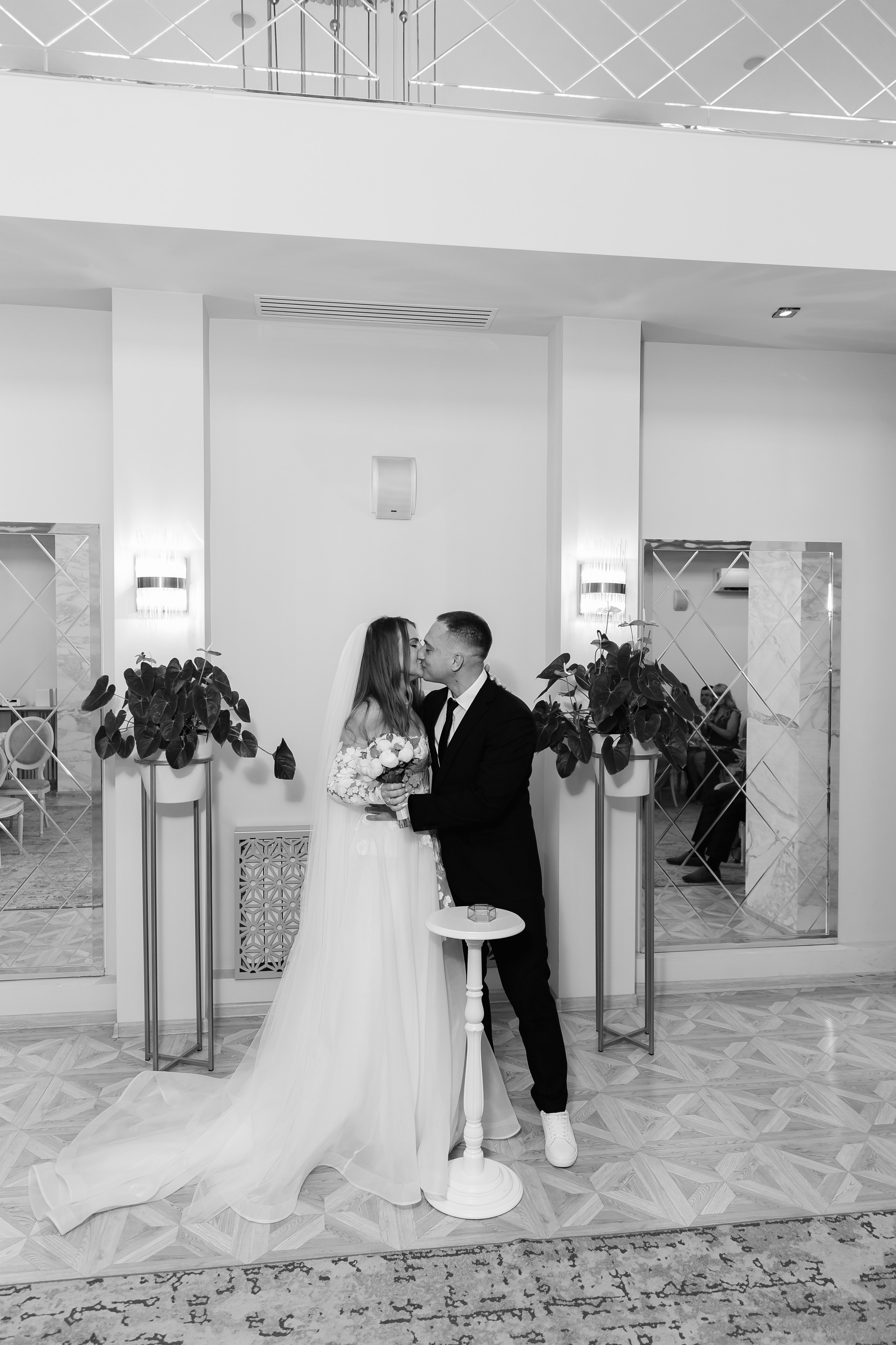 02.07.24. RETOUCH-HOUSE