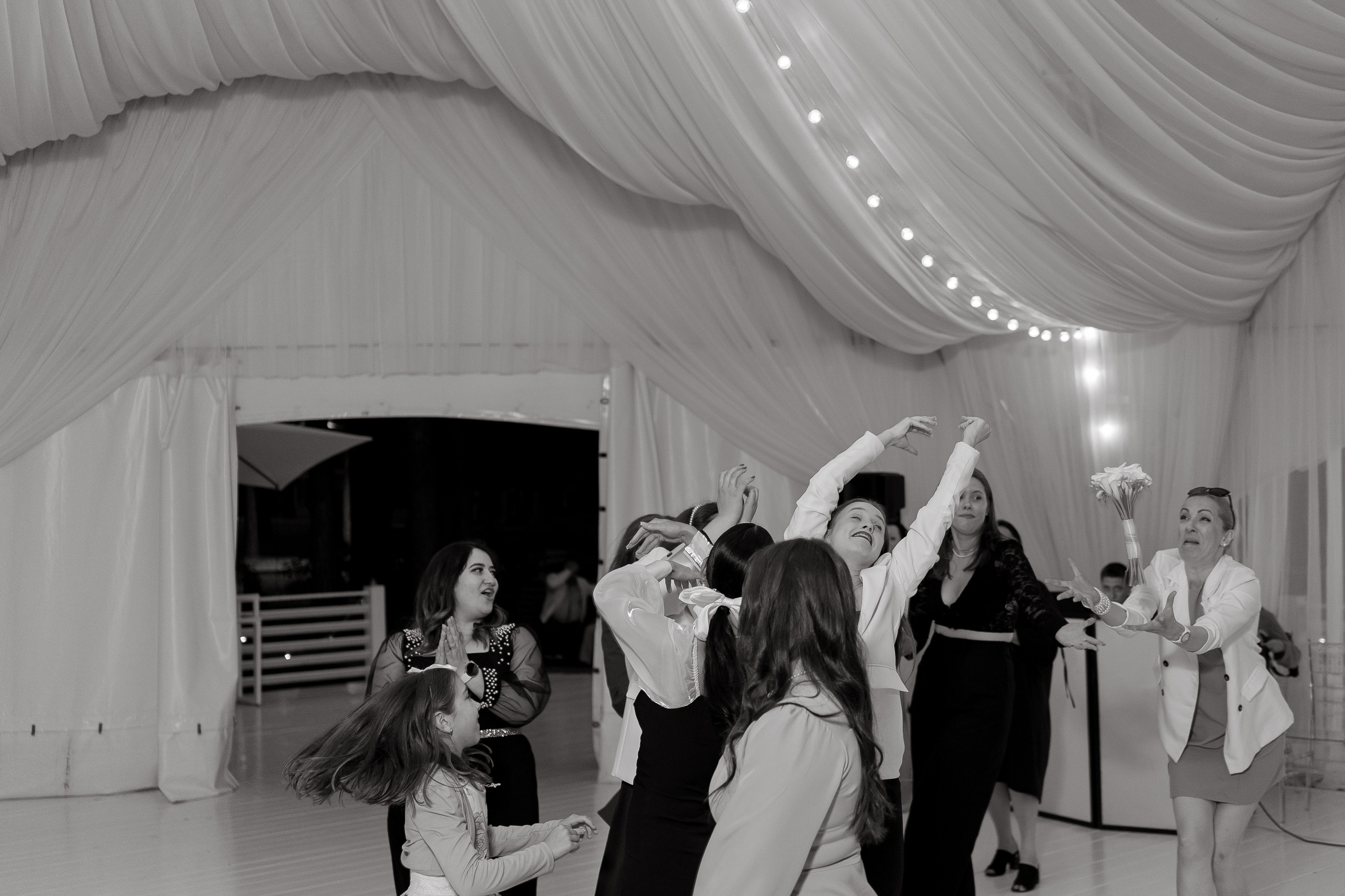 Владимир & Яна. RETOUCH-HOUSE