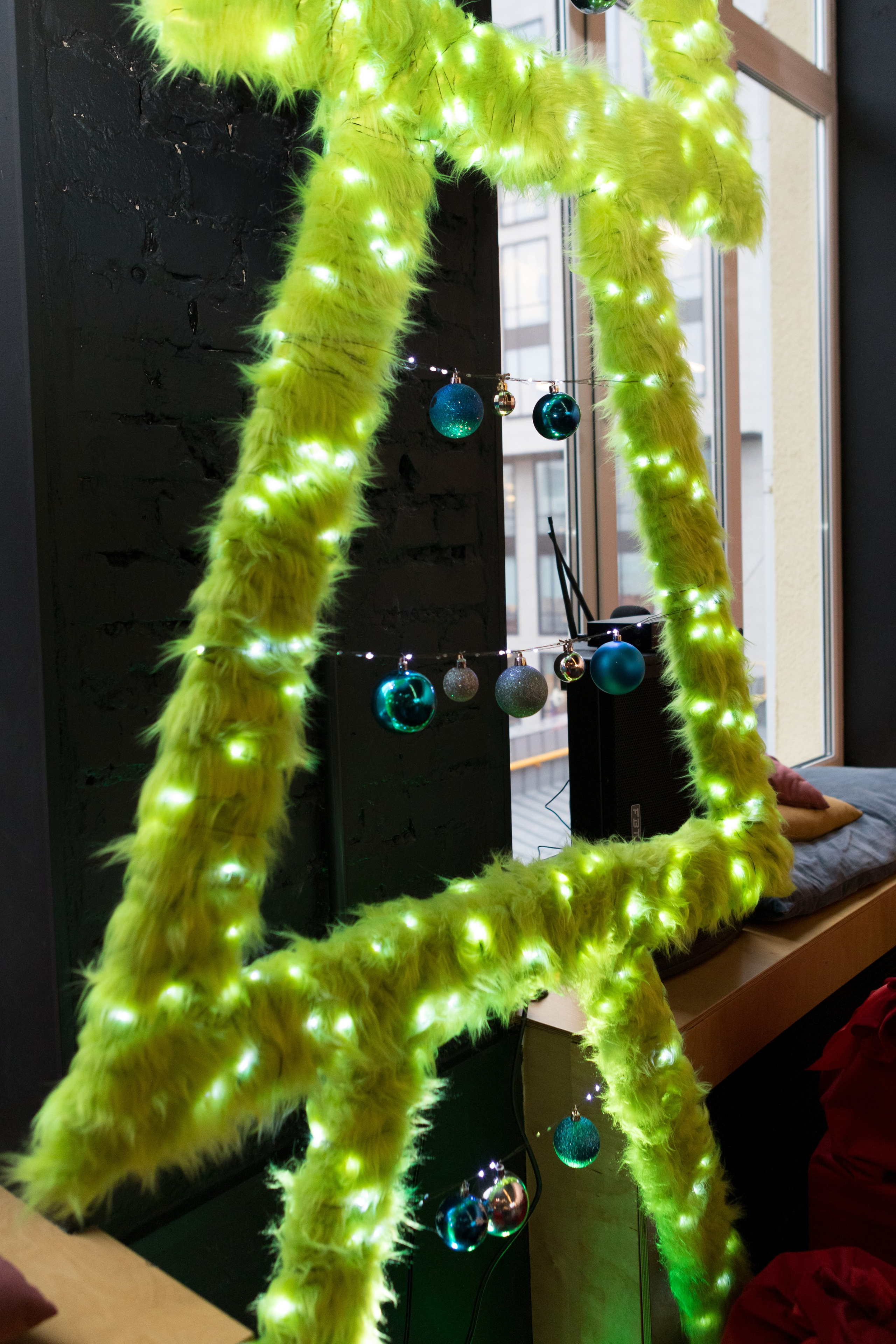 Семейный интерактивный праздник Харди Гарди и KARLSSON HOUS. Детский и контент фотограф Надя Волкова Санкт-Петербург