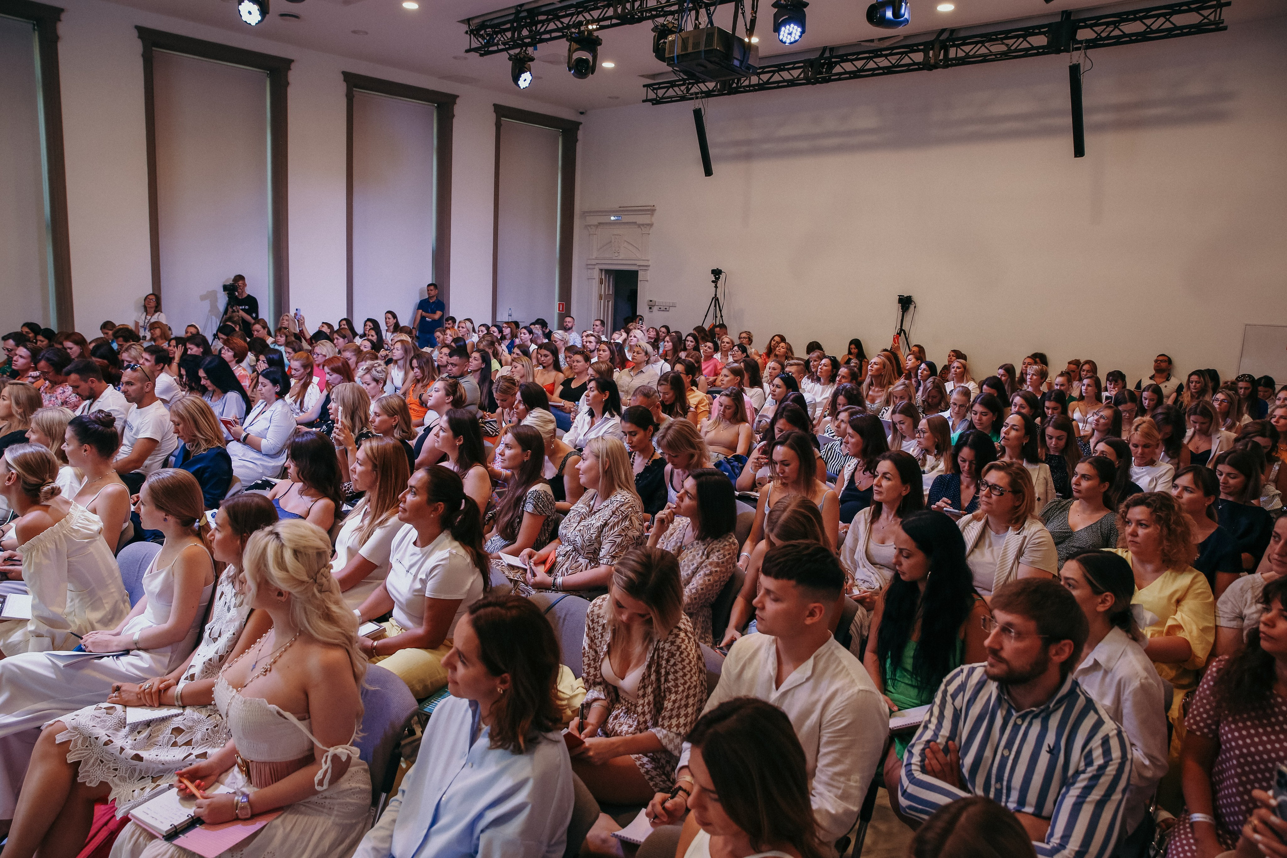 Тренинг Евгении Павловской. Фотограф и видеограф Анна Домашенко