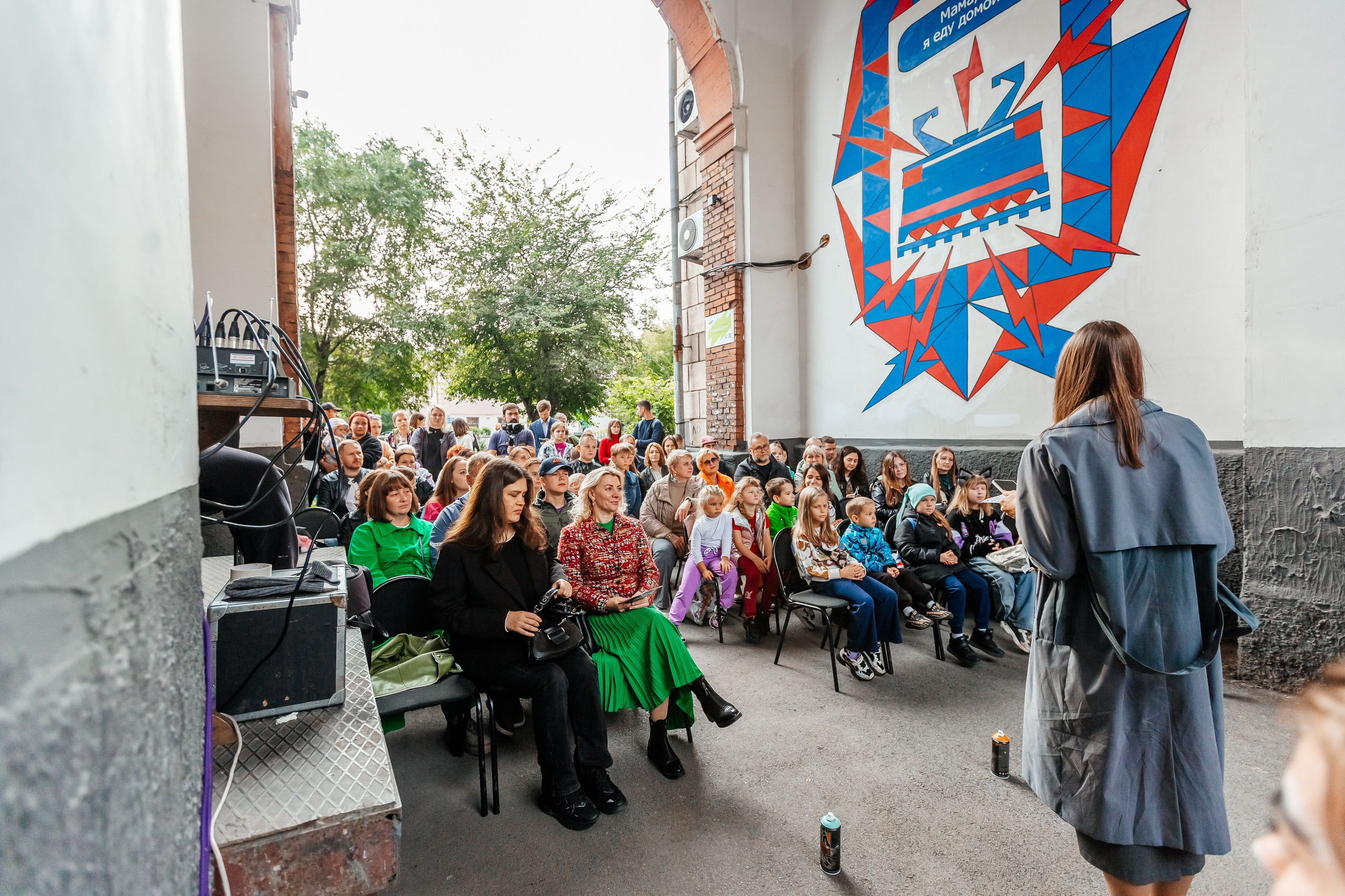 Уличный спектакль «История одного леса». Фотограф Краснодар Марго Хелбен