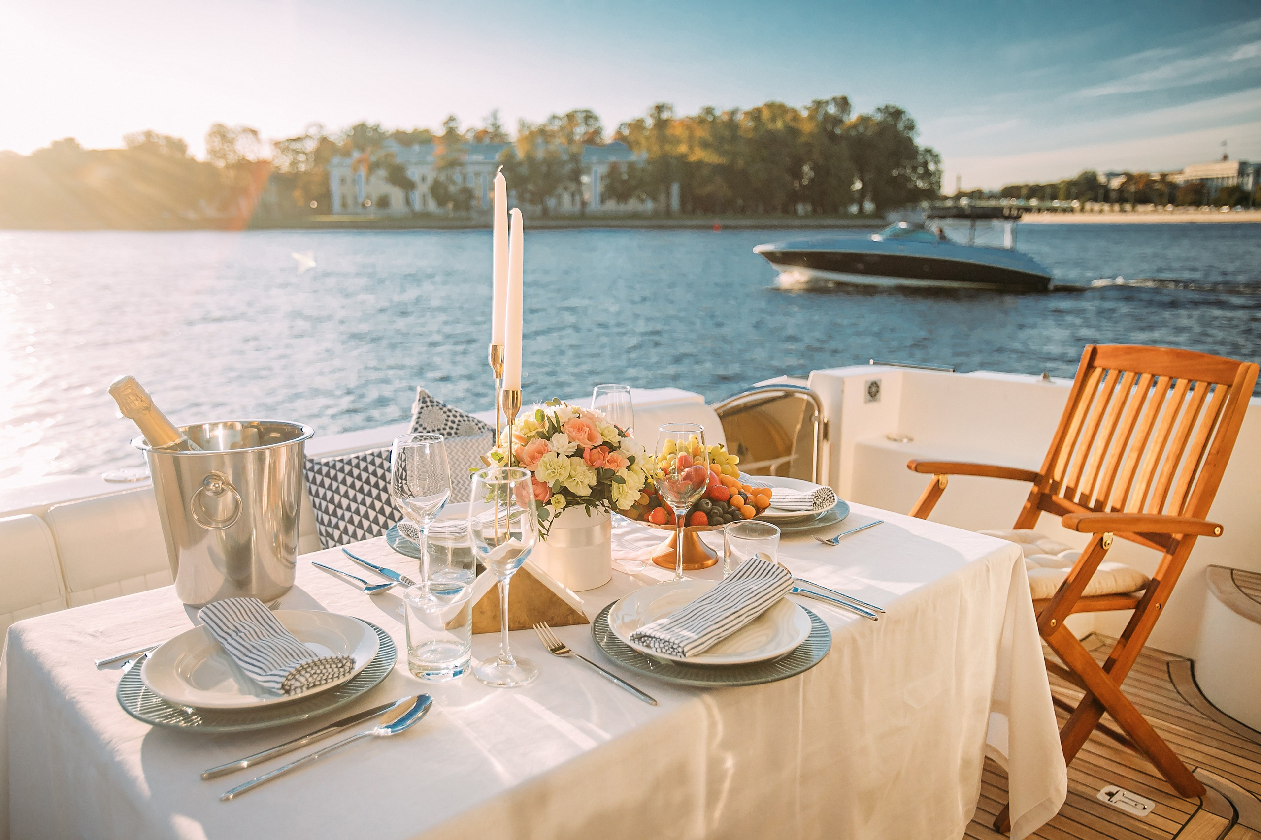 Яхта Rodman 44 Holiday. SPB Rent Boats|аренда катеров и теплоходов