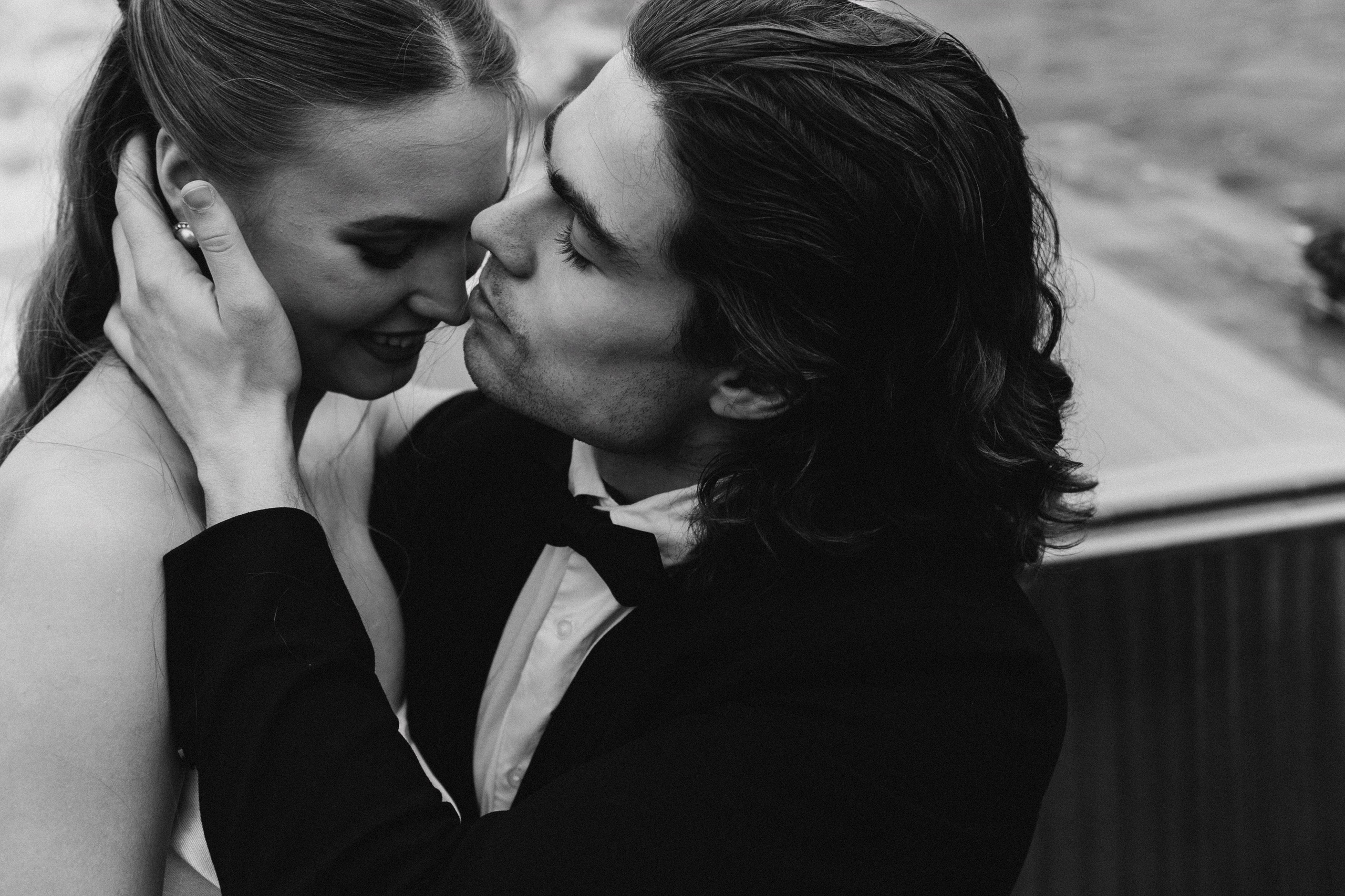 На катере. ФОТОГРАФ РОЗА ФИЛИНА СПб I МОСКВА