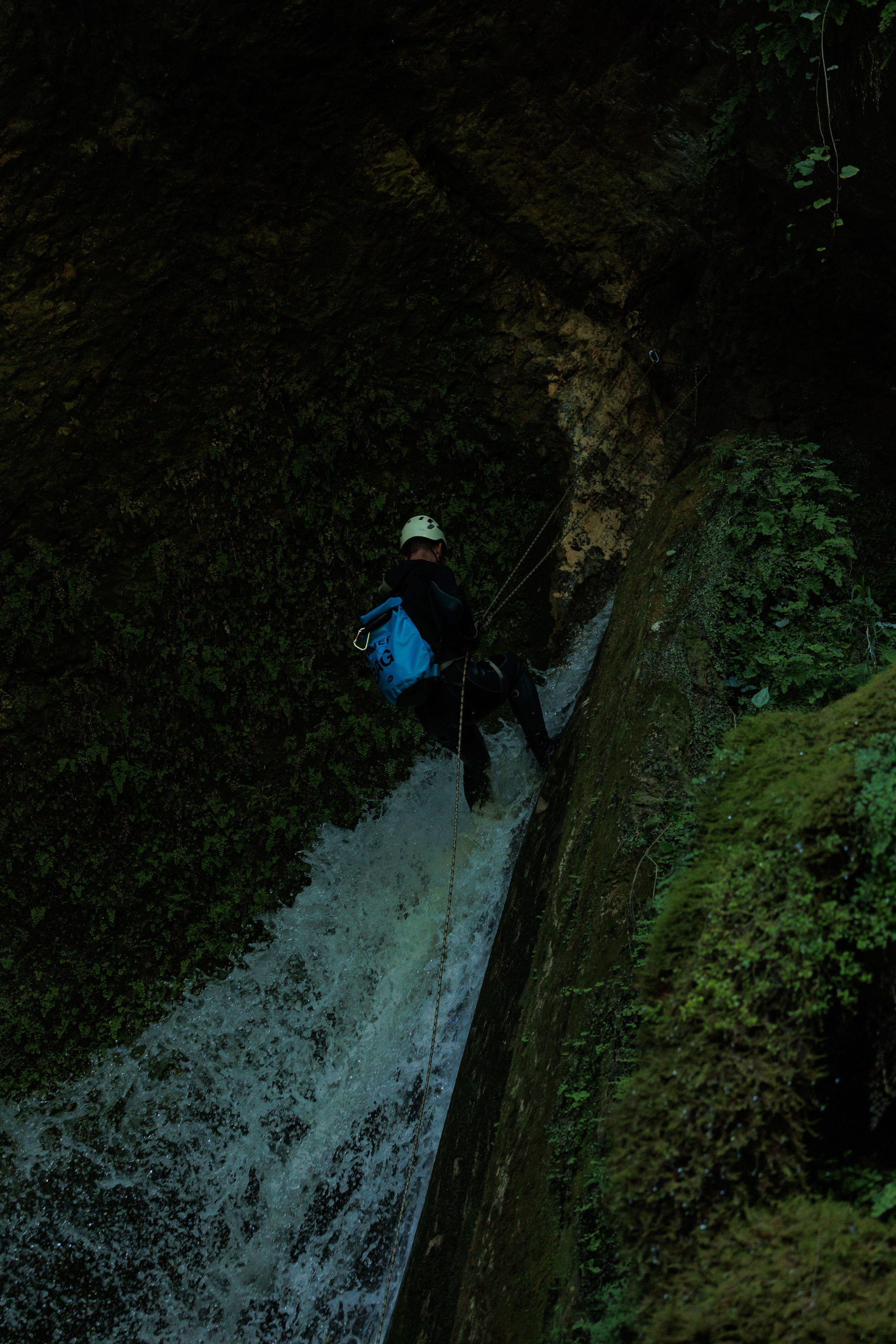Каньонинг. Фотограф в Санкт-Петербурге и Москве Макс Спектор