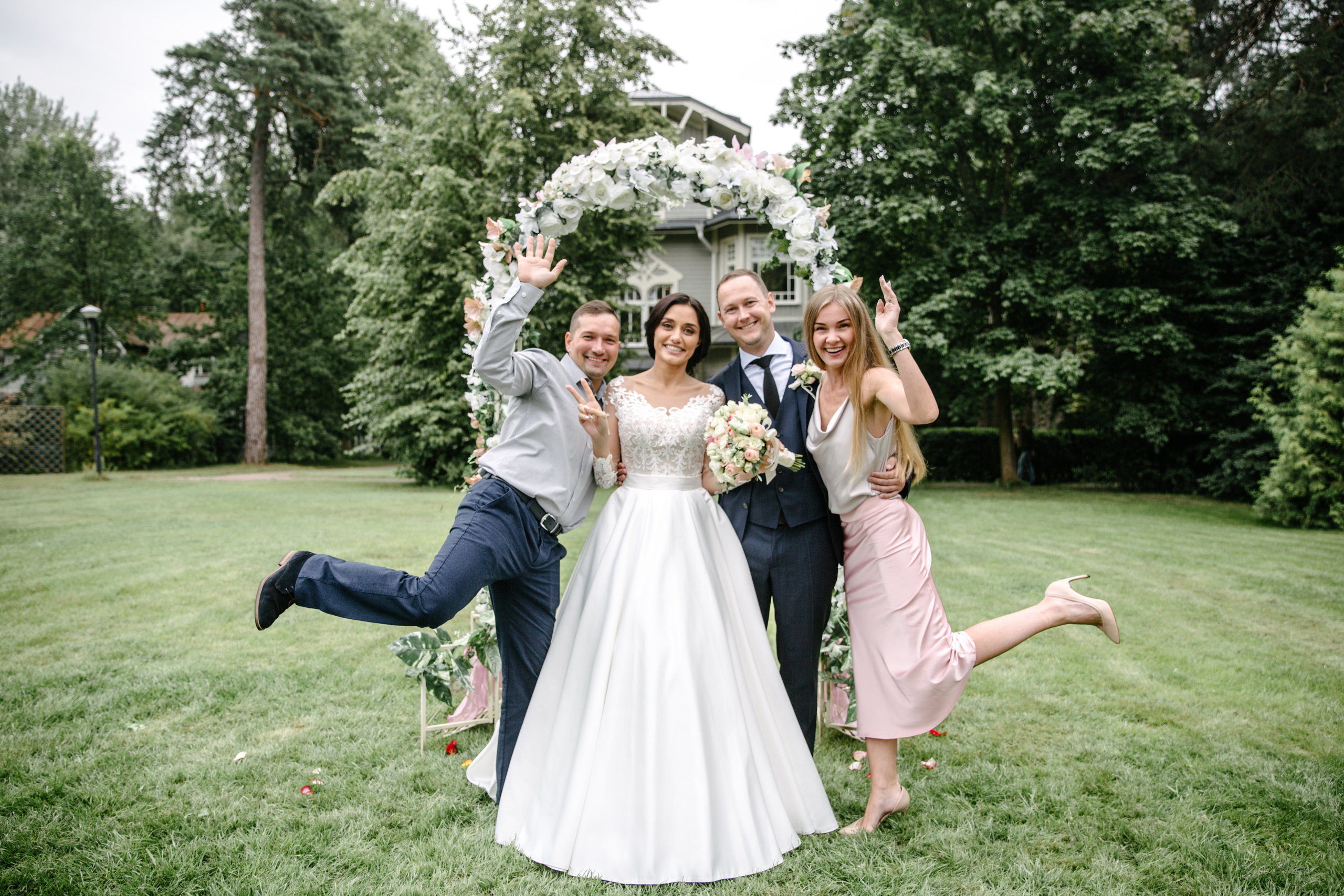 Красивая классика. Настя и Сергей 1.08.19. Свадебный и семейный фотограф в Санкт-Петербурге Исупова Юлия