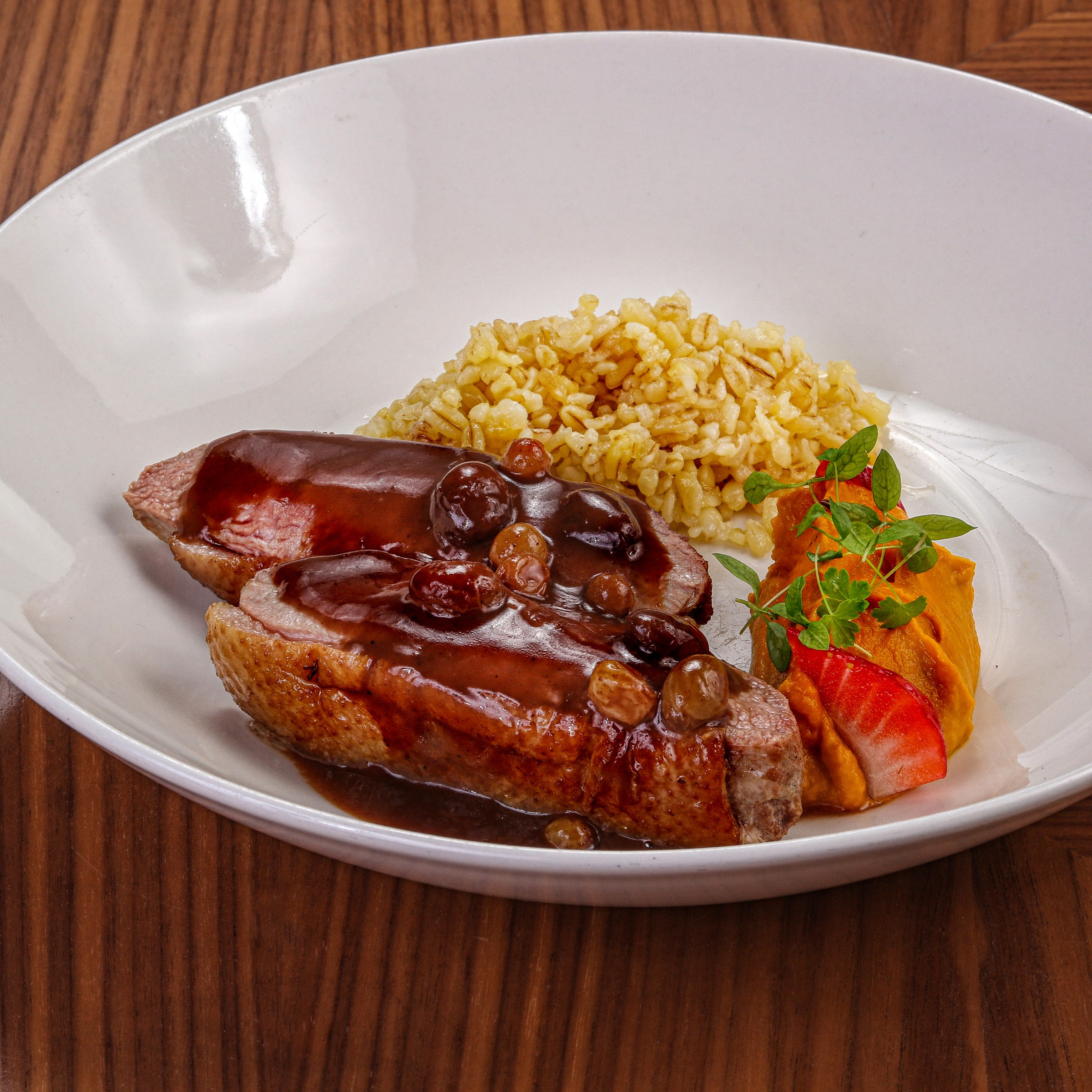 Фотосъемка блюд европейской кухни. Заказ по тел.: +7 (906) 006-90-22. Фуд-фотограф Андрей Старостин — съемка еды в Москве. 9000 руб. в час