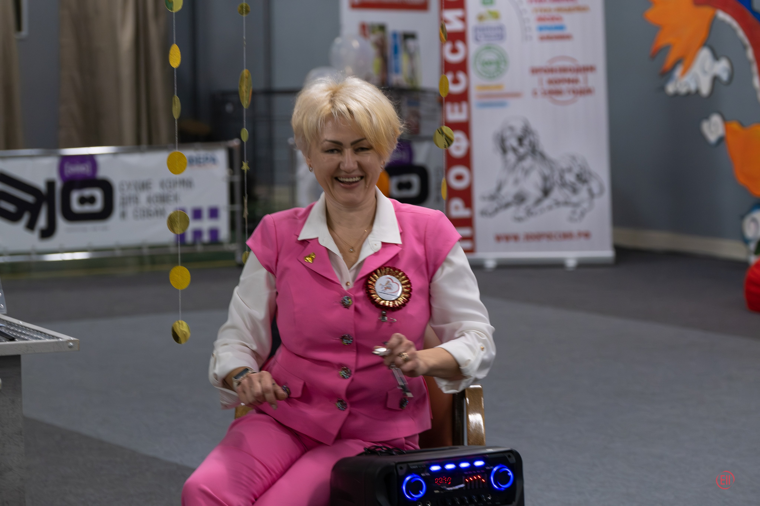 Праздник породы «Яркий мир китайских хохлатых собак». Питомник китайских хохлатых собак Poale Ell: купить щенка