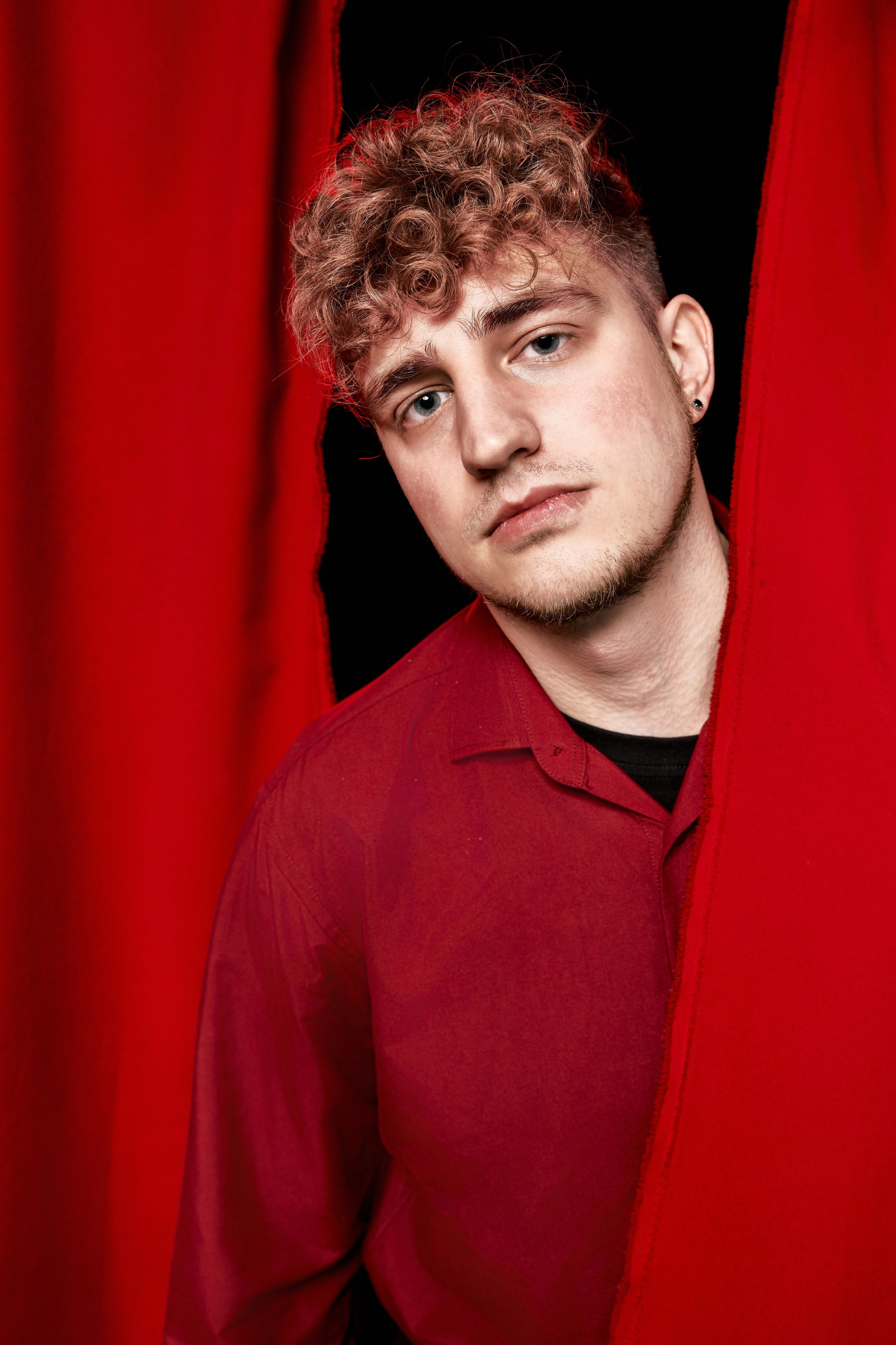 Гала-концерта «Студвесна КГПИ КемГУ–2025». Антон Непочатых — Большой мужской фотограф