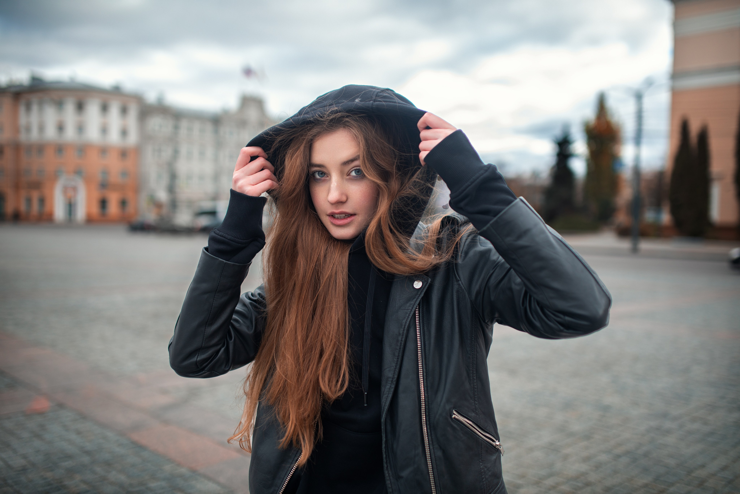 Осенняя фотосъемка с Юлией на улицах города в формате для «себя»