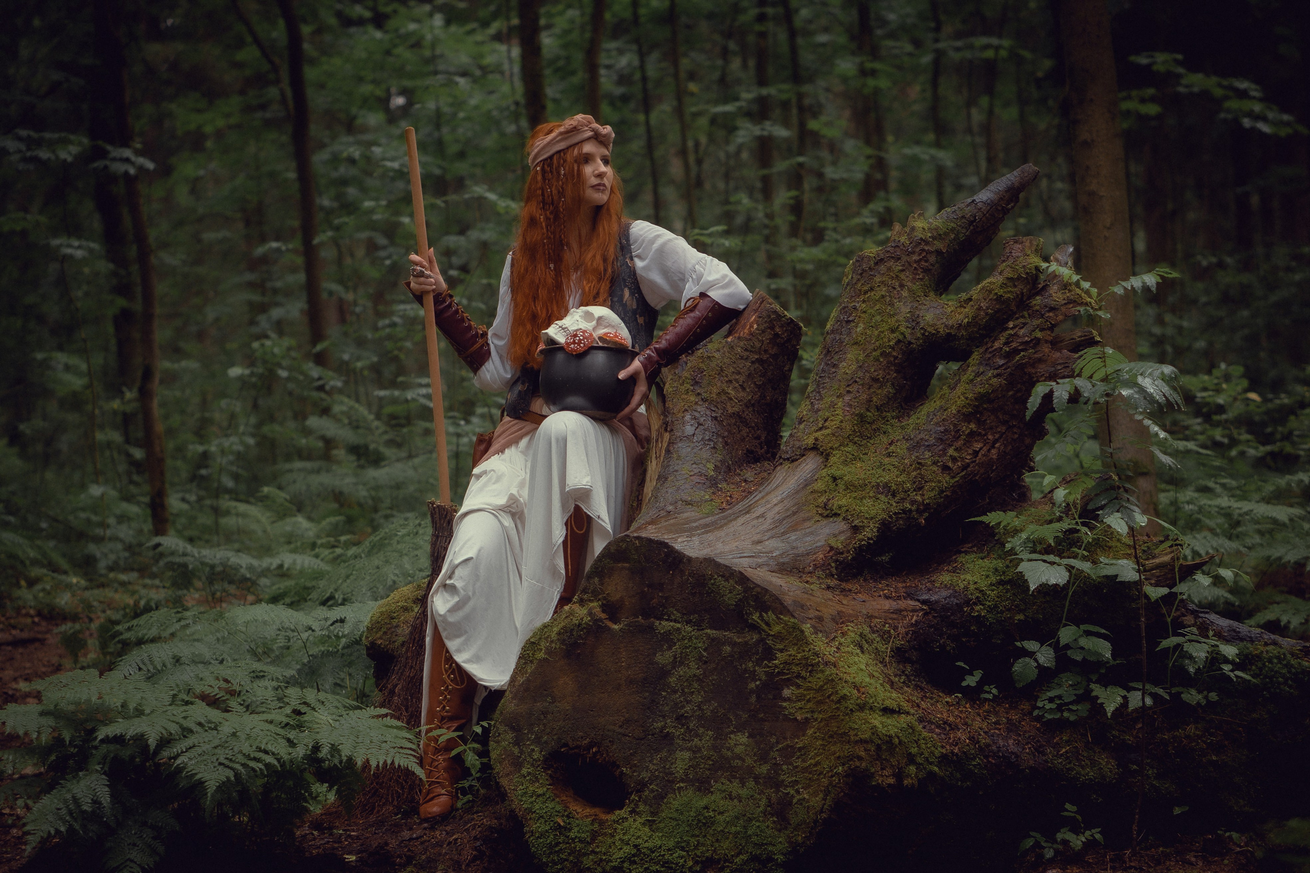 Баба-Яга. Художественный фотограф Салаева Алина