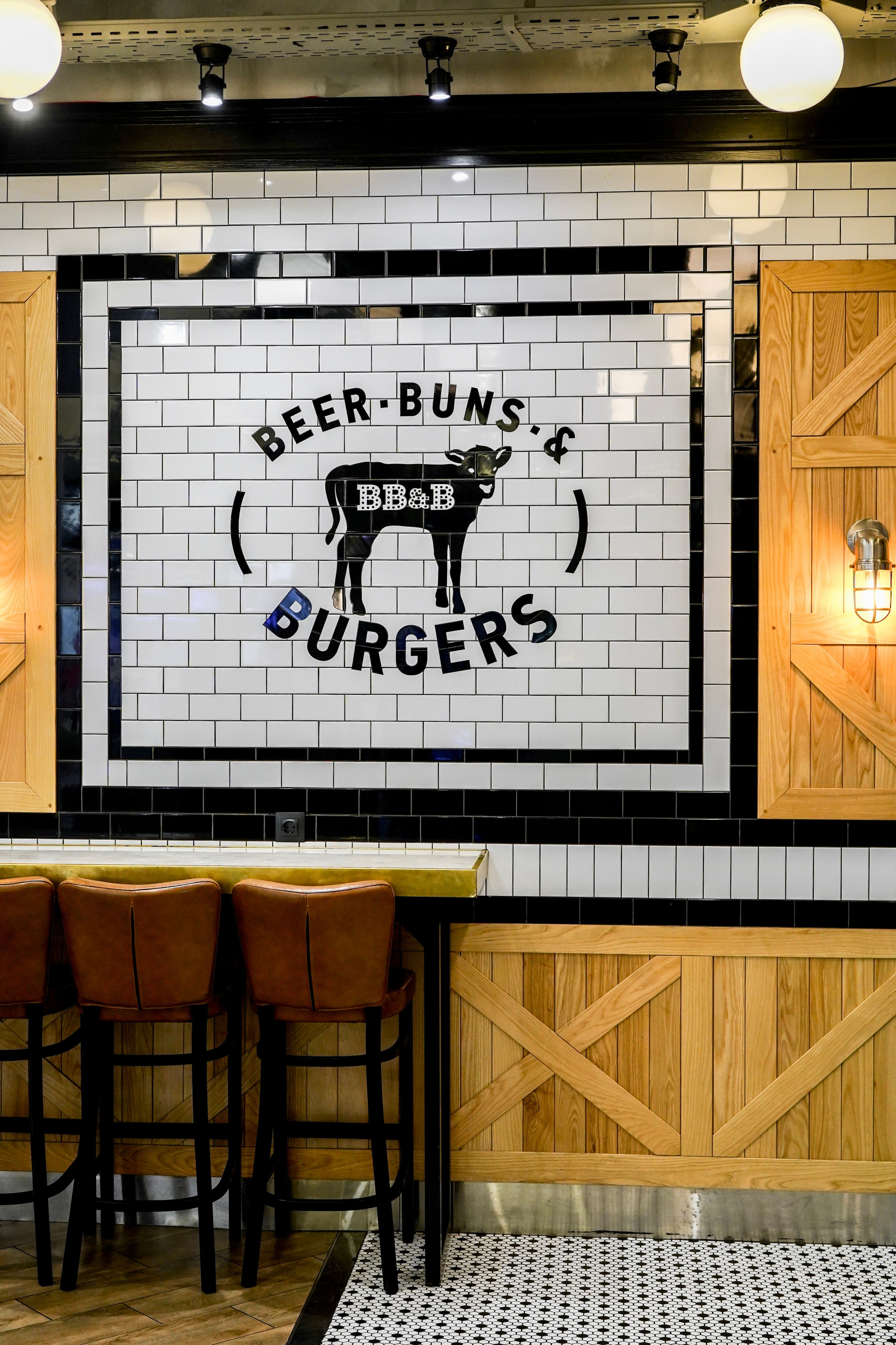BB&Burgers. AMODEO STUDIO