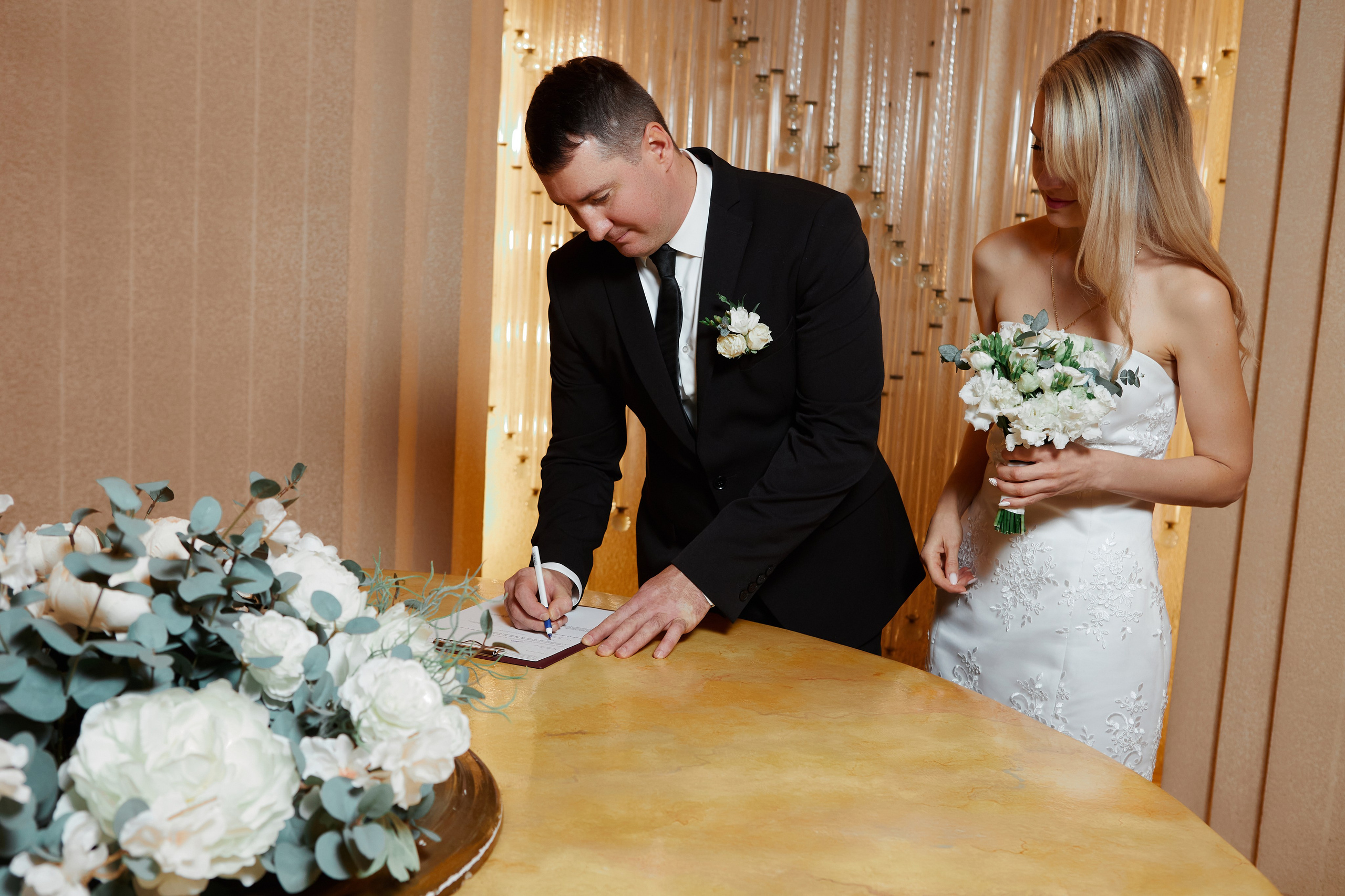 Свадебная фотосессия в Сочи. Фотограф Сочи-Красная поляна. Свадебный и семейный фотограф в Сочи-Красной поляне Ларионова Анна