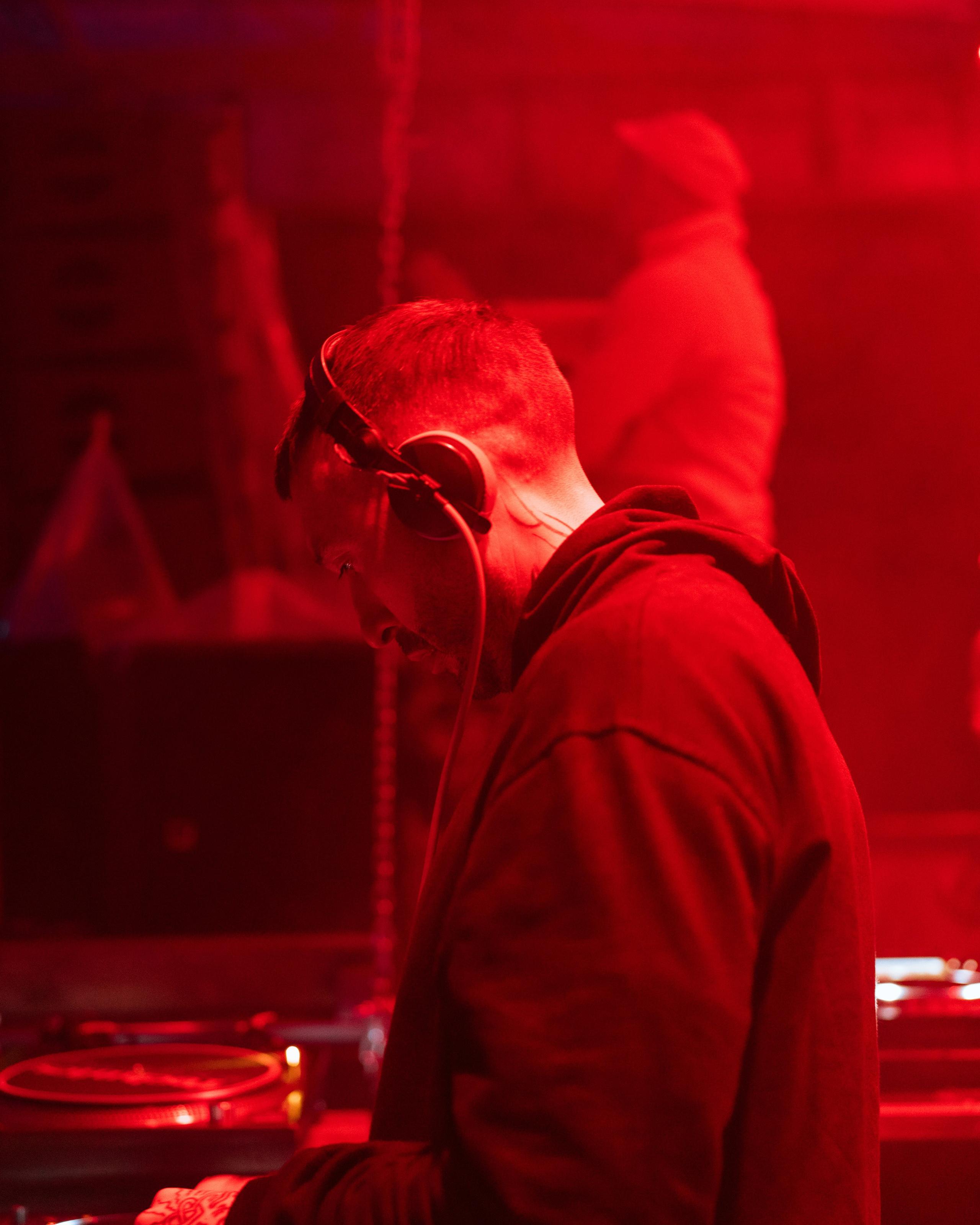 Signal 2024. @tomrus: Рустам Шагиморданов — фотограф