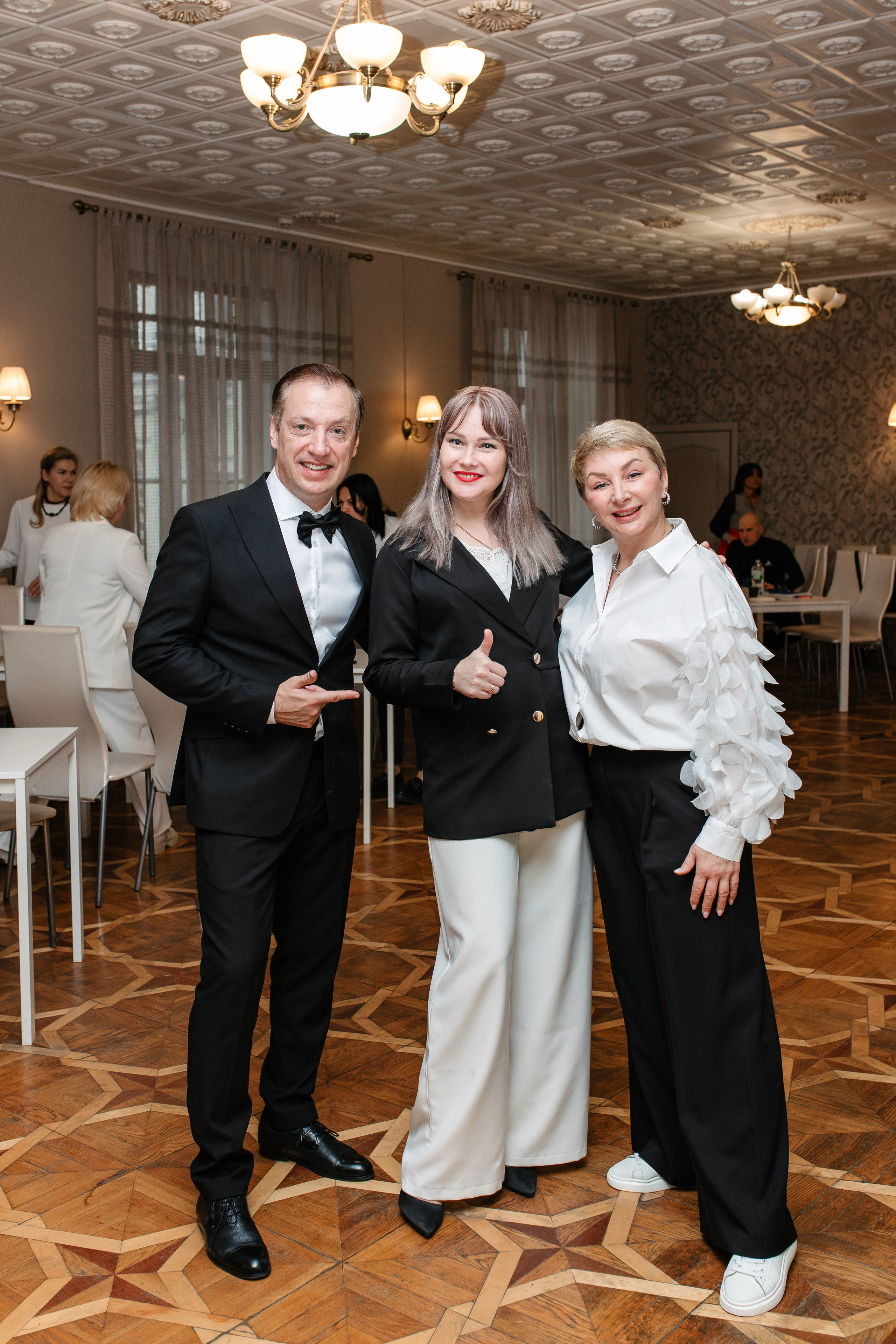 Мастер-класс для банкетных ведущих. Октябрь 2024. Фотограф Пермь. Свадьбы. Семья и дети, школа, д. сад. Фотокниги