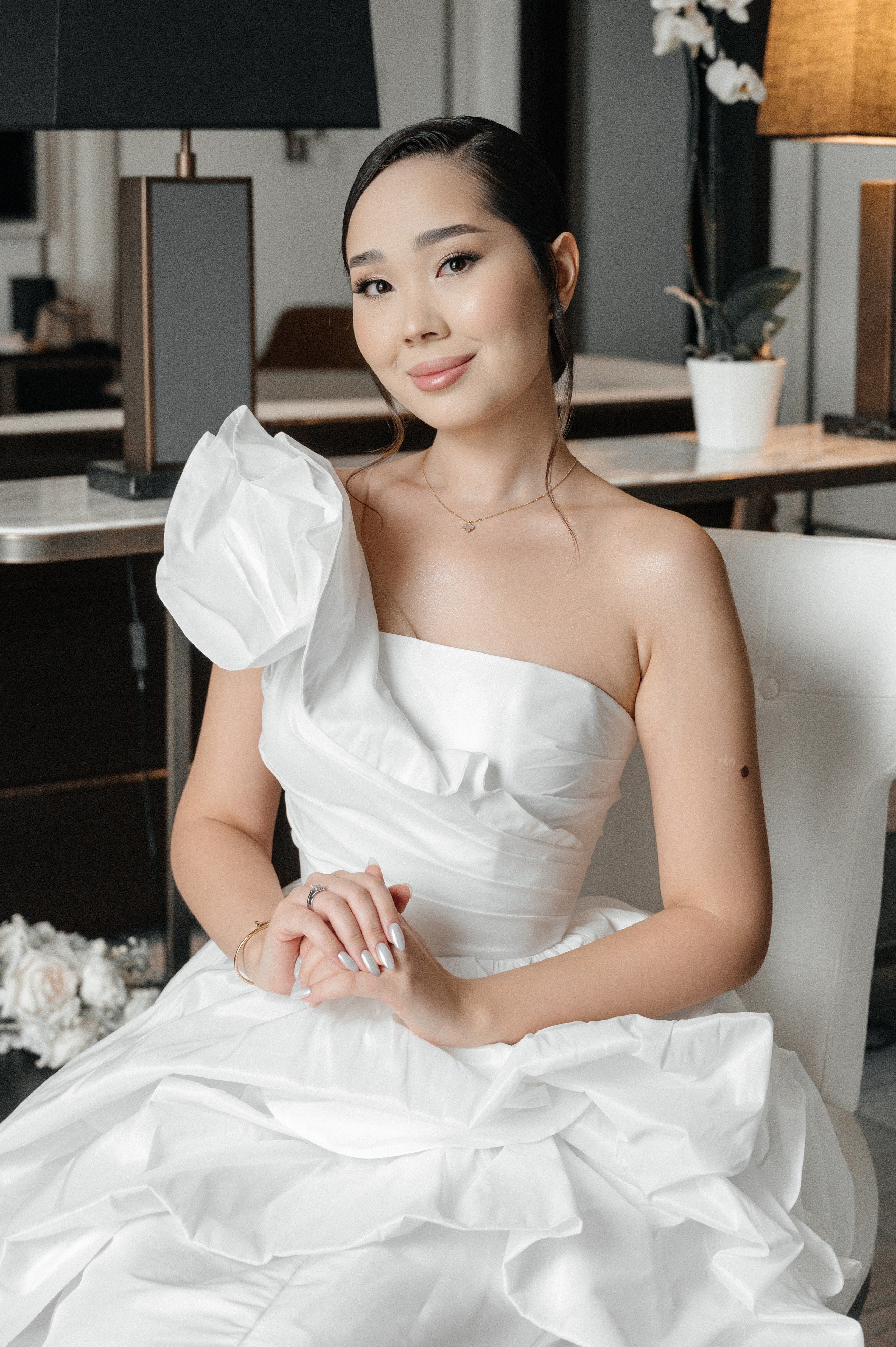 ANEL QYZ UZATU. HOME