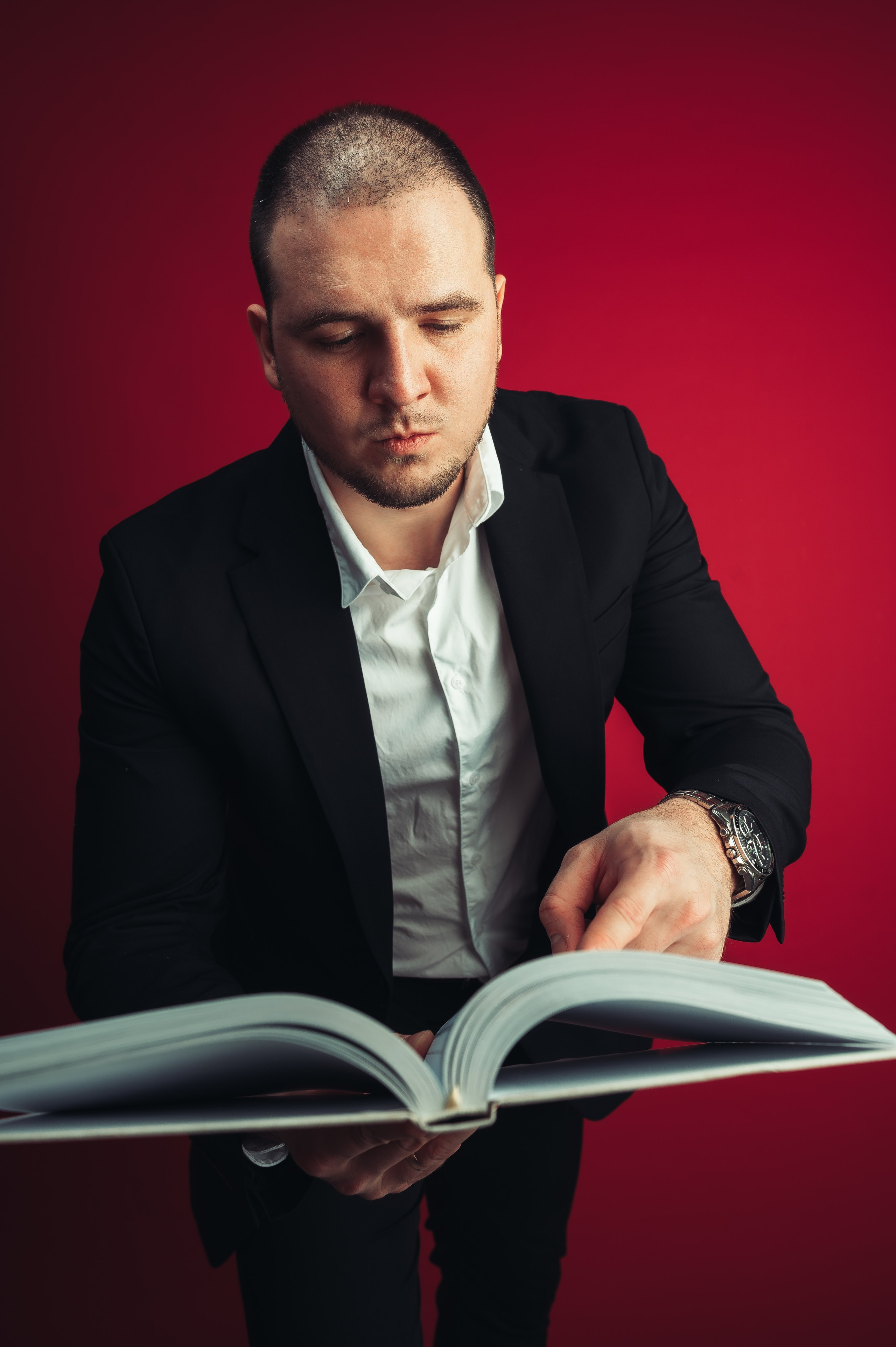 Никита Пустовалов — портретная съёмка. Иван Кубик — фотограф и видеограф