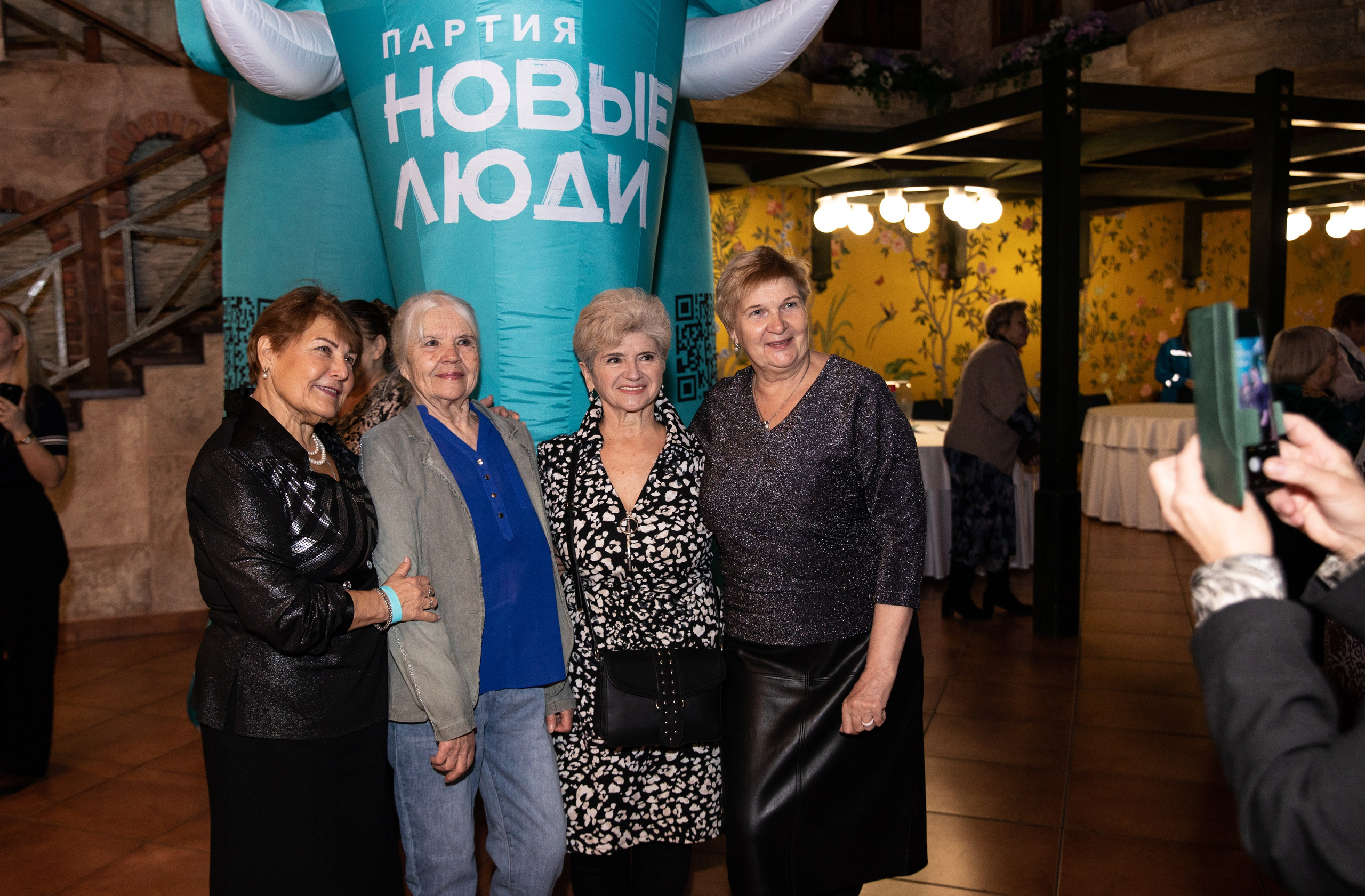 Жить по-новому 2026. Репортажный и свадебный фотограф в Челябинске Елисеев Павел