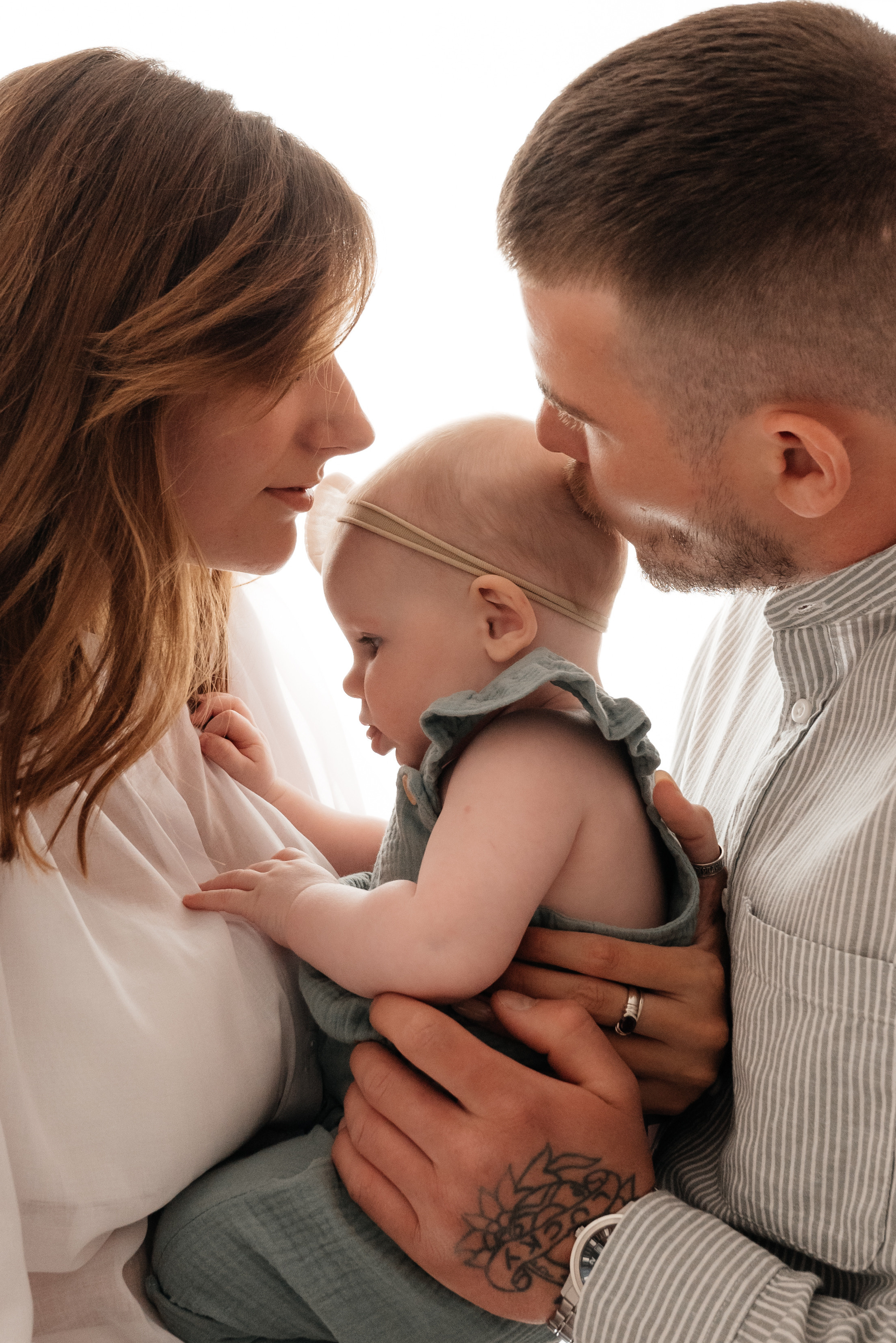 Анастасия, Андрей и малышка Алина. Свадебный и семейный фотограф Юлия Чернобай | Подольск, Москва, Московская область